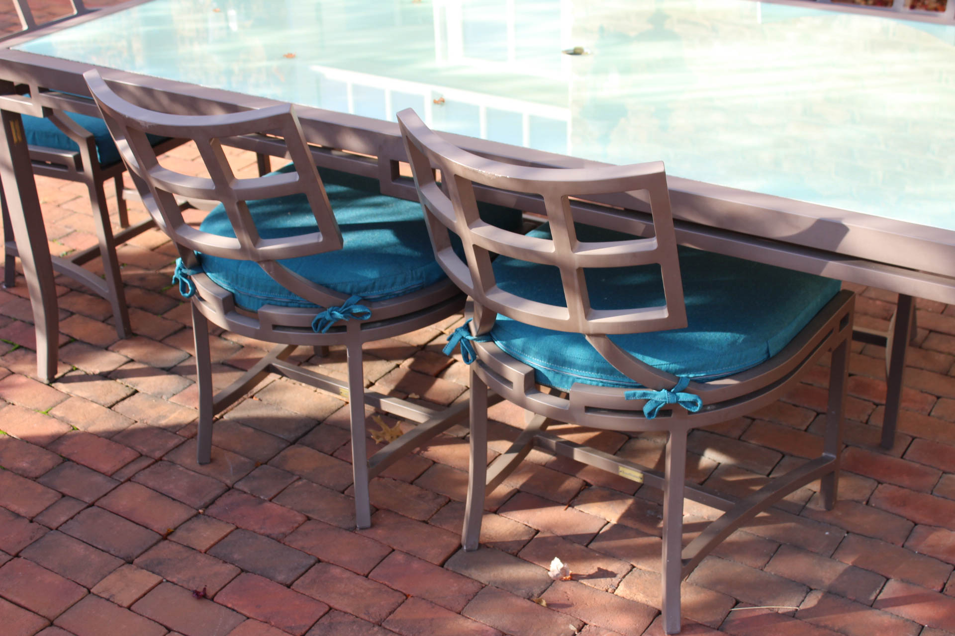 Lane Venture Patio Table with Chairs