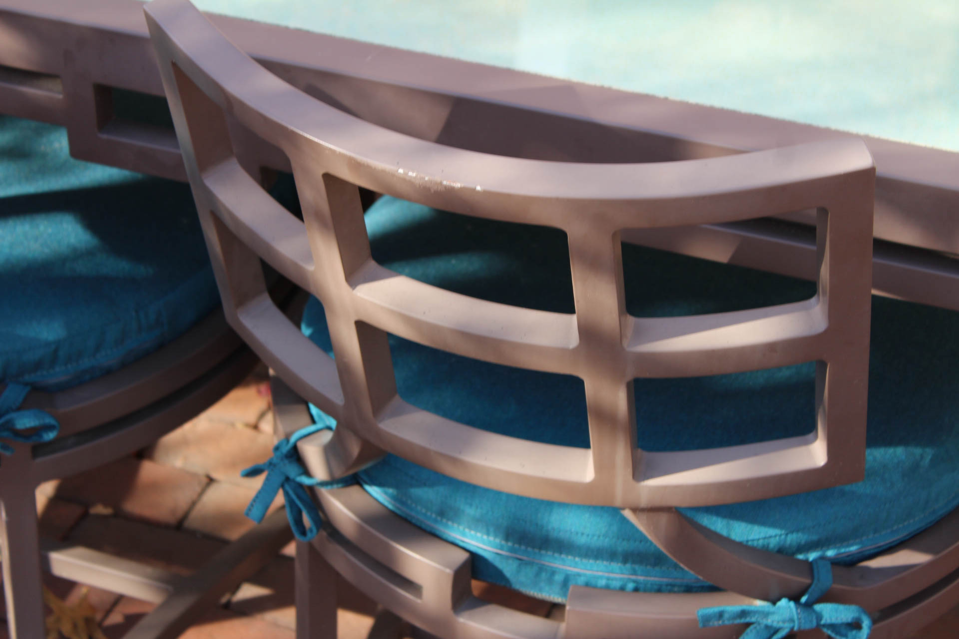 Lane Venture Patio Table with Chairs