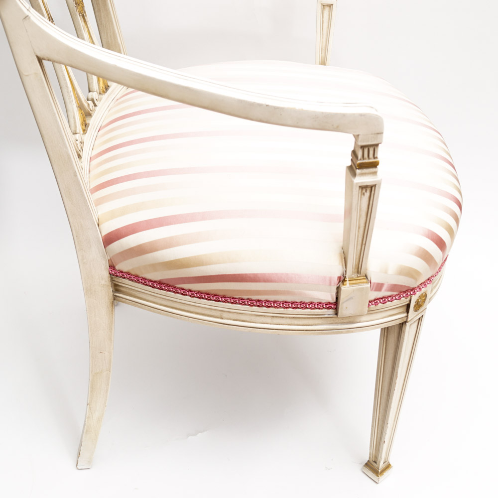 Vintage Hepplewhite Style Chairs