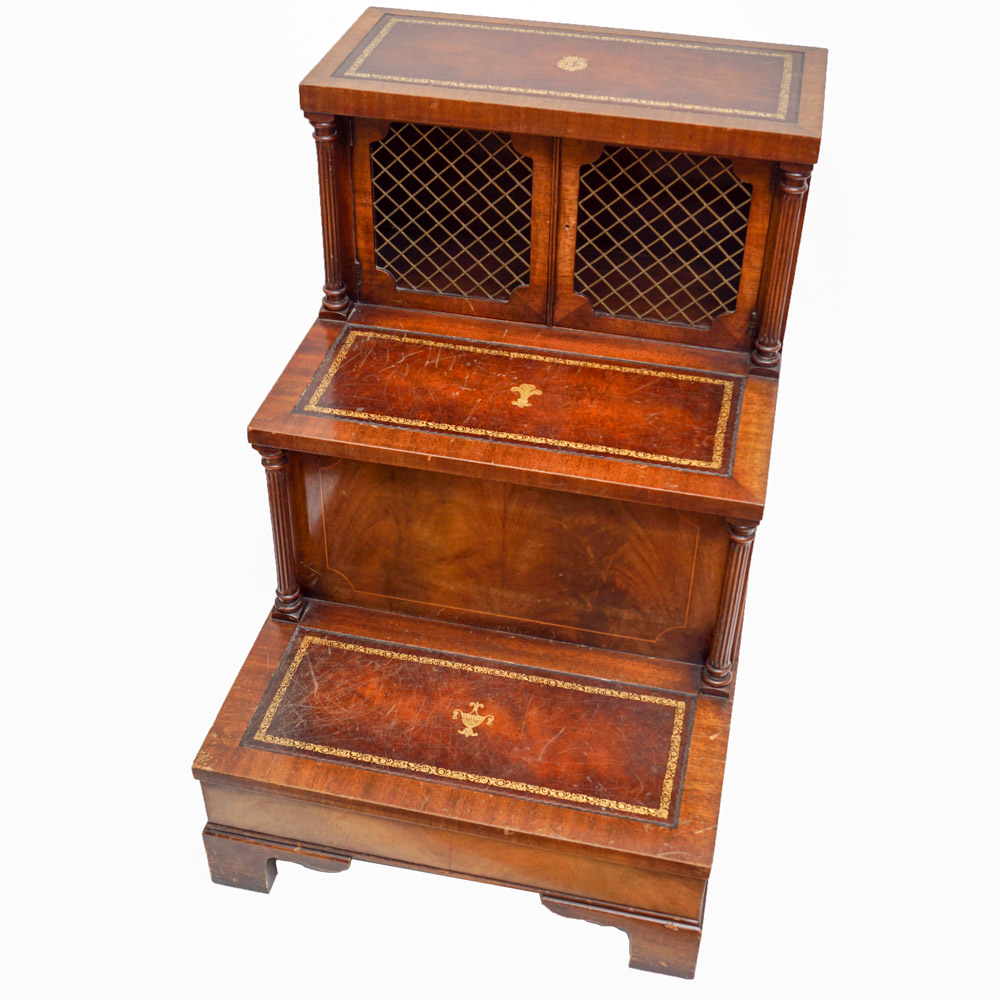 Vintage Regency Style Mahogany Bed Step End Table
