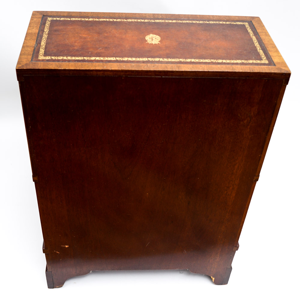 Vintage Regency Style Mahogany Bed Step End Table