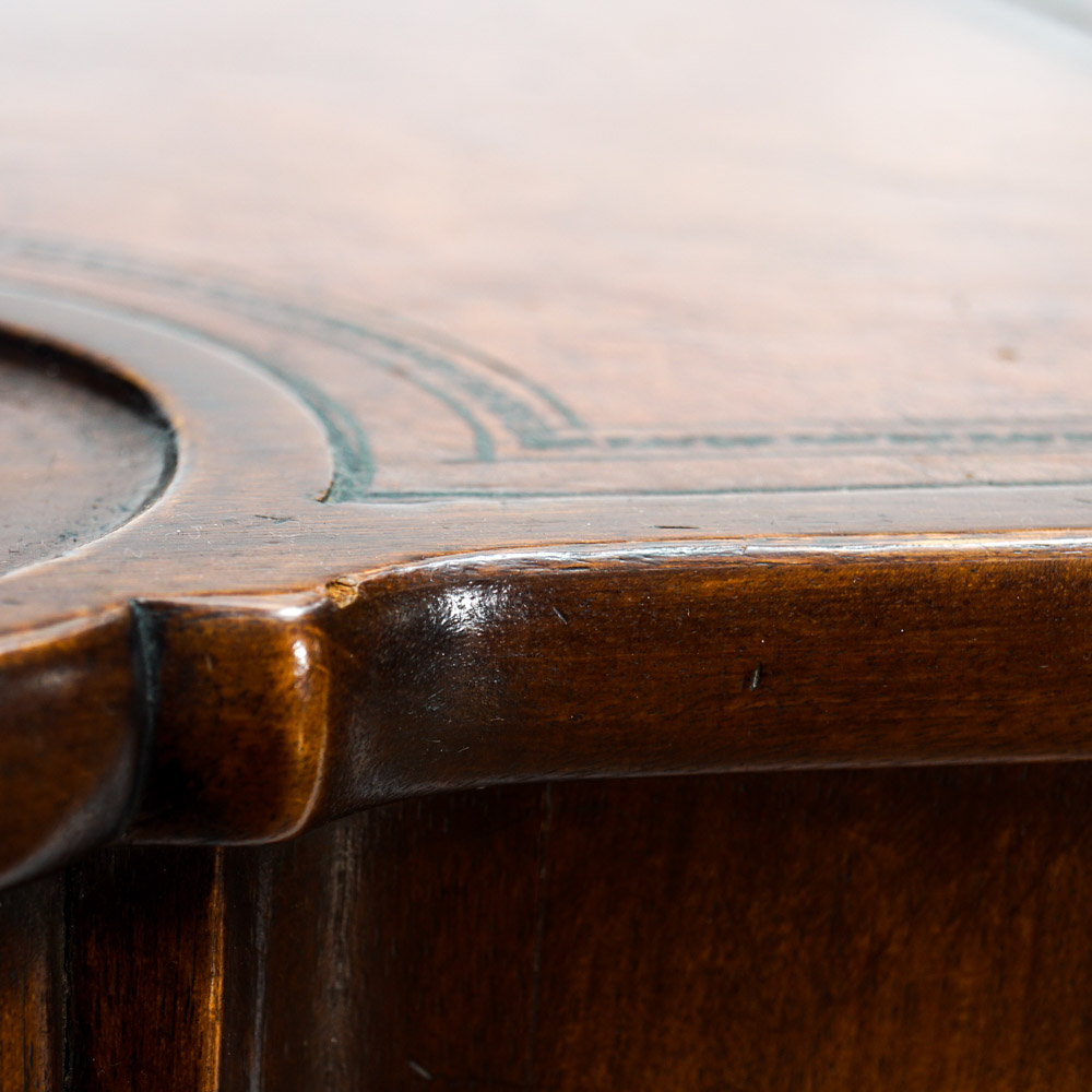 Georgian Style Mahogany Paw Foot Coffee Table with Leather Top