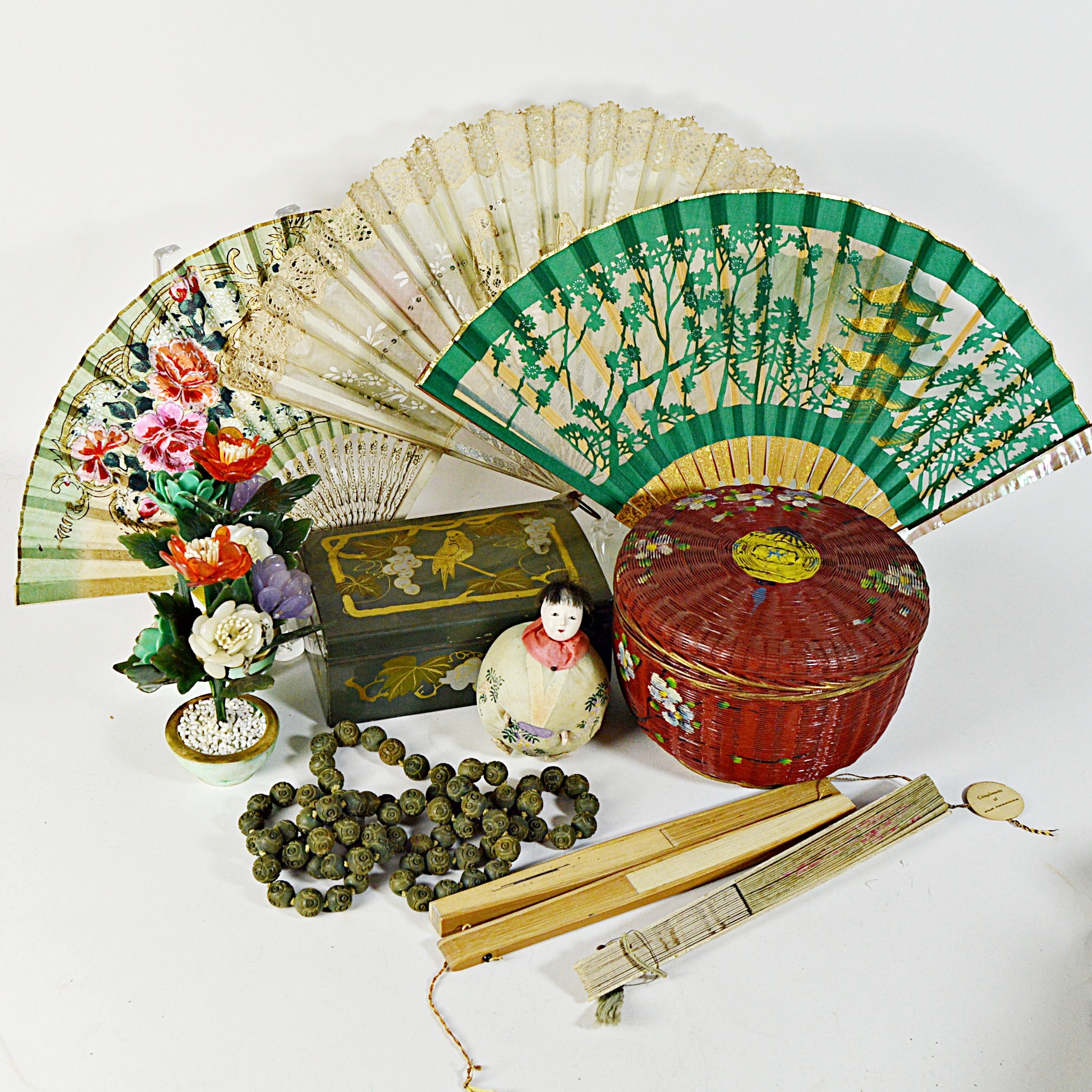 Vintage Oriental Collectibles
