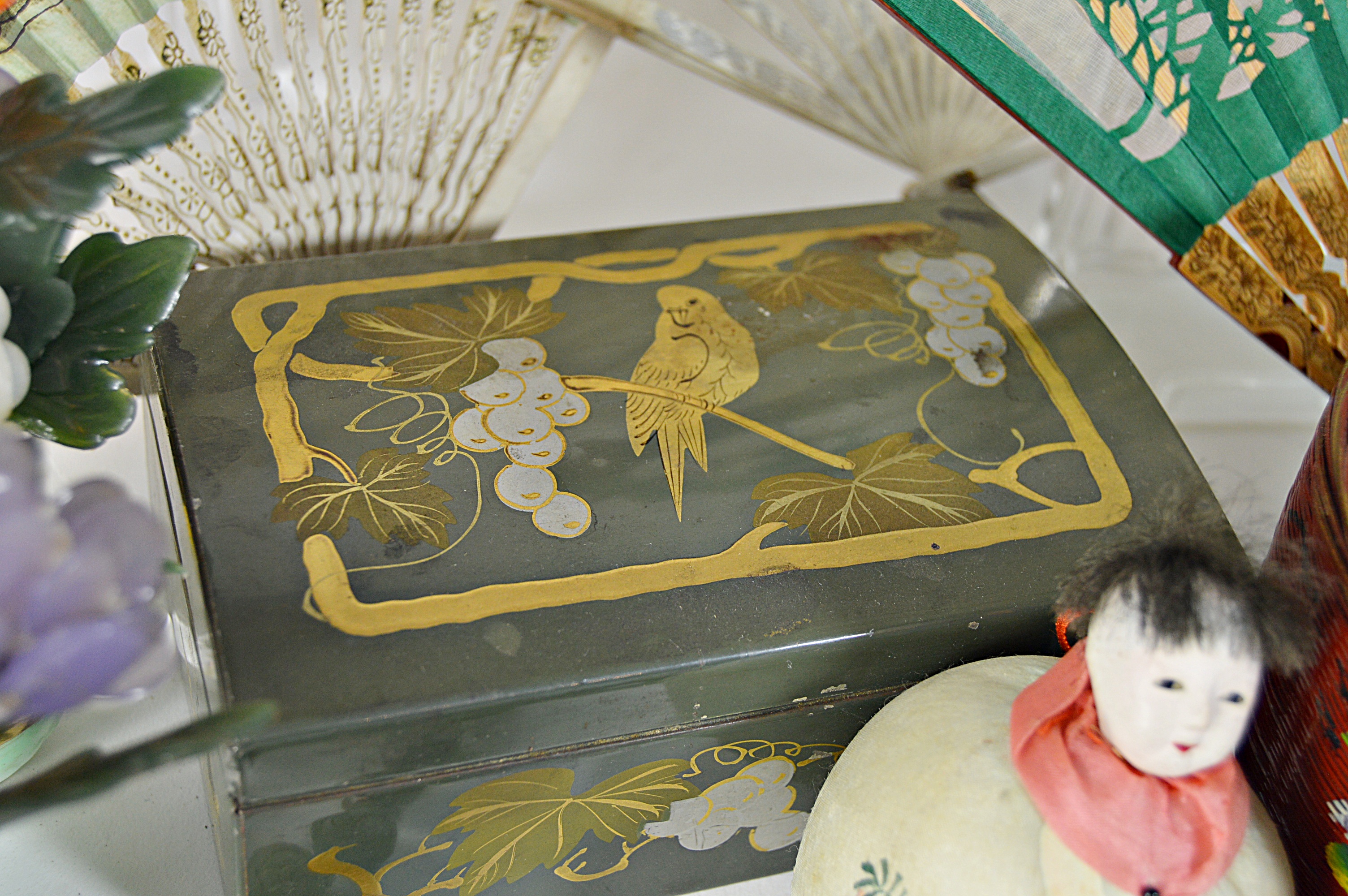 Vintage Oriental Collectibles