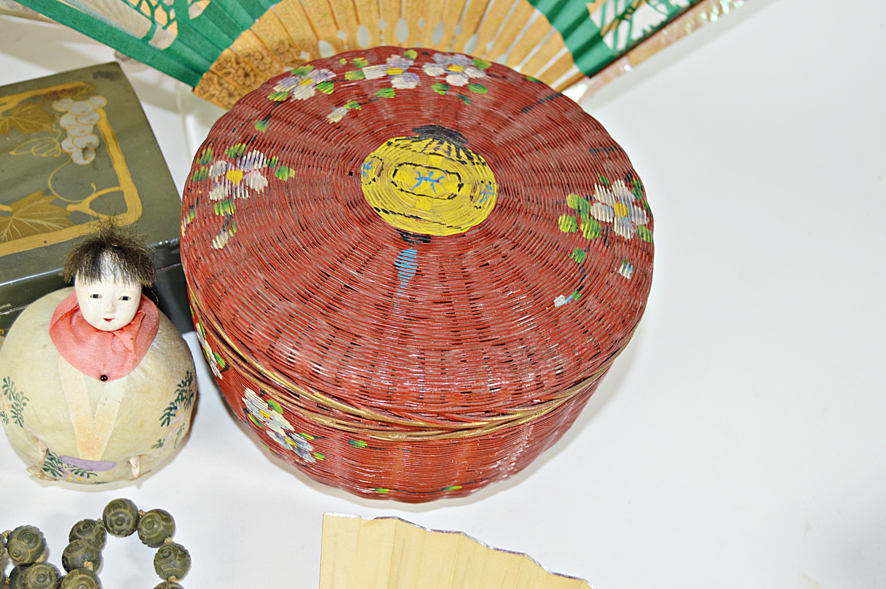 Vintage Oriental Collectibles