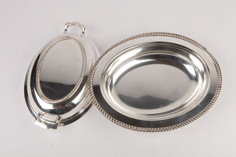 Art Silver Company Gadrooned Silver Plate Covered Vegetable Dish