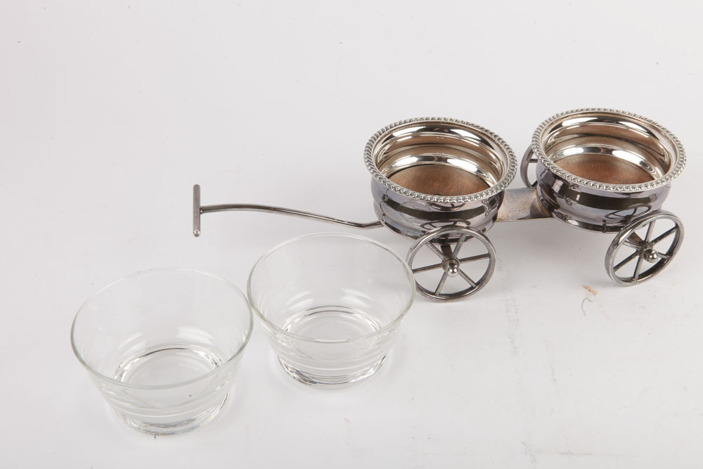 Victoria Silver Plate Condiment Bowl Set