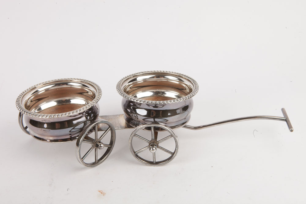 Victoria Silver Plate Condiment Bowl Set