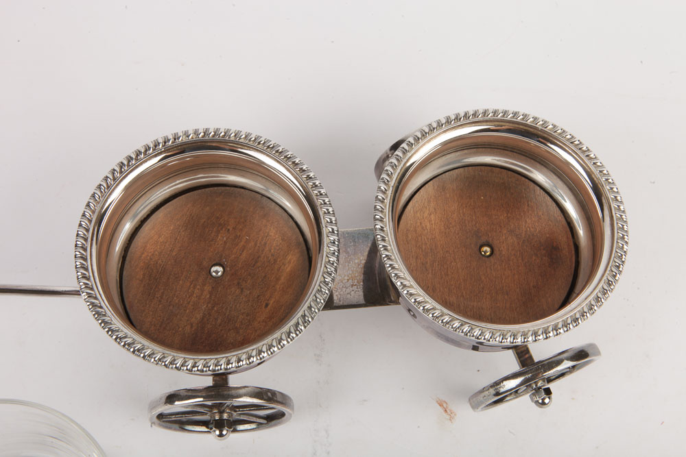 Victoria Silver Plate Condiment Bowl Set