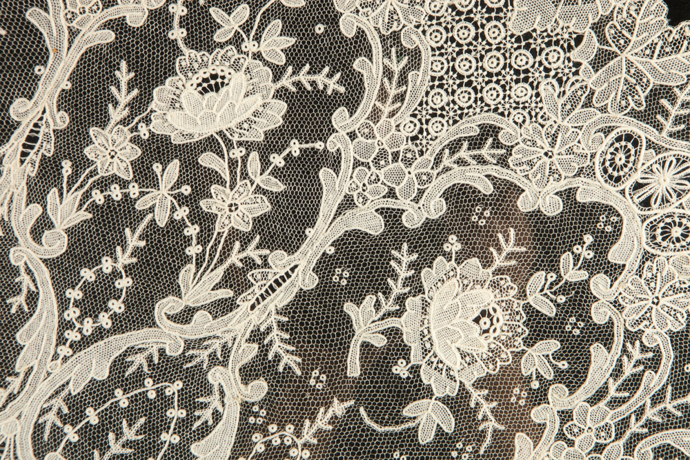 Antique Lace with Rose Motif
