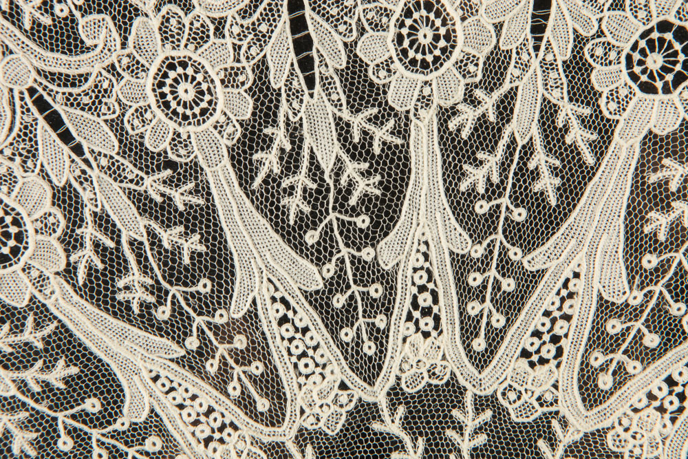 Antique Lace with Rose Motif