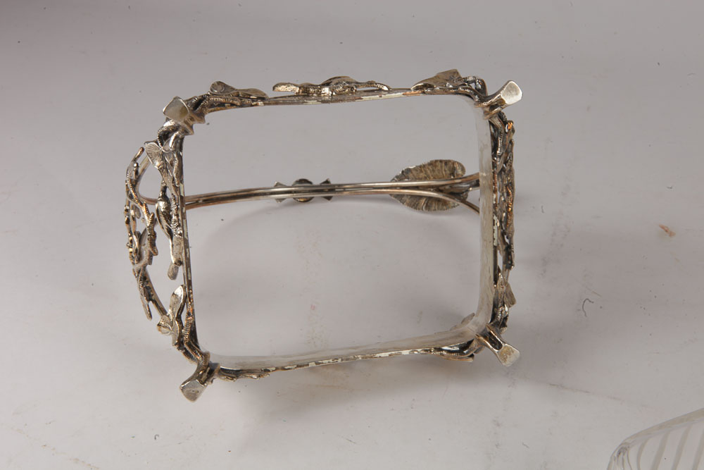 Ornate Silver Plate and Glass Centerpiece Bon Bon Dish