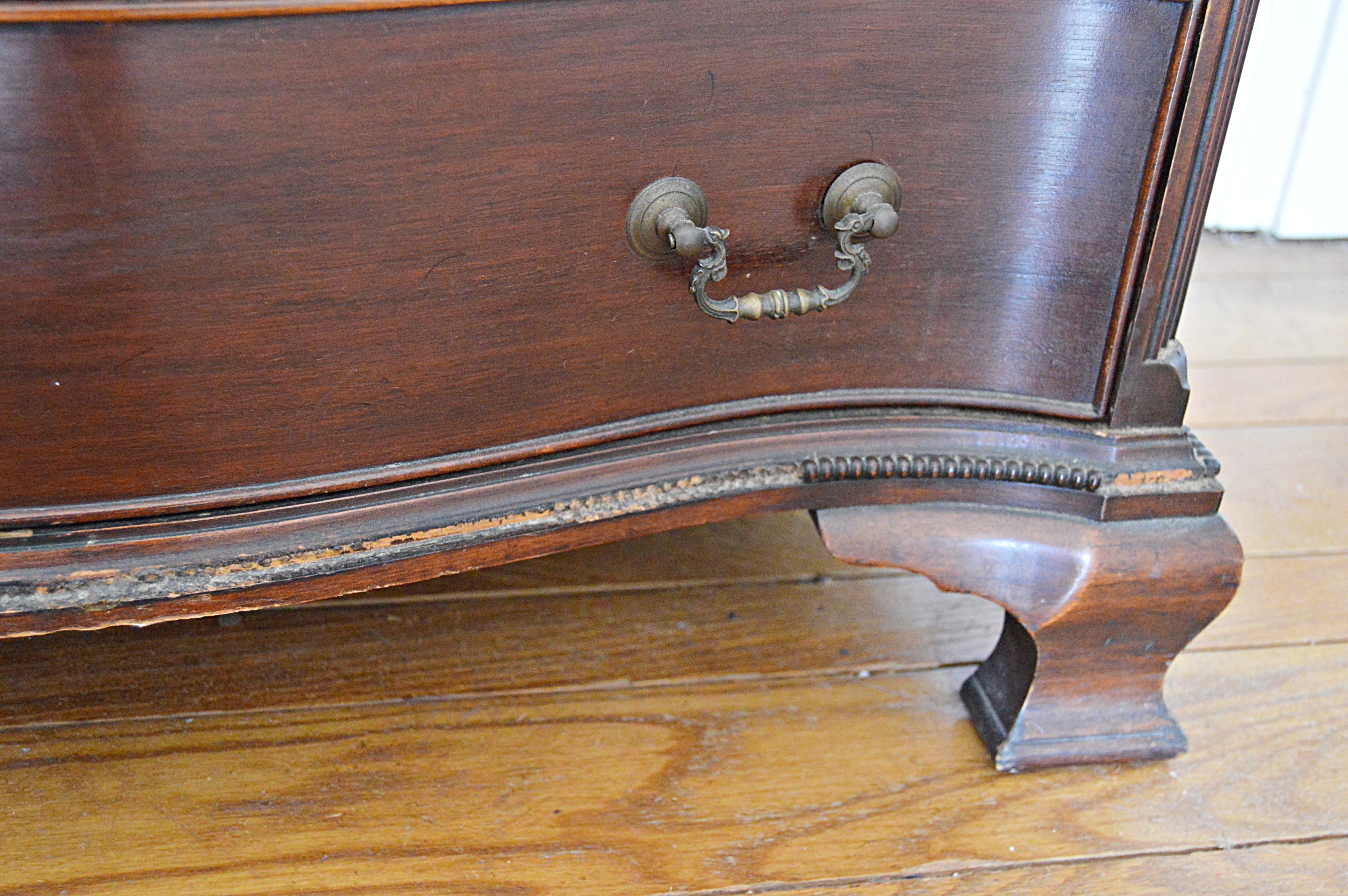 Vintage Queen Anne Style Mahogany Chest