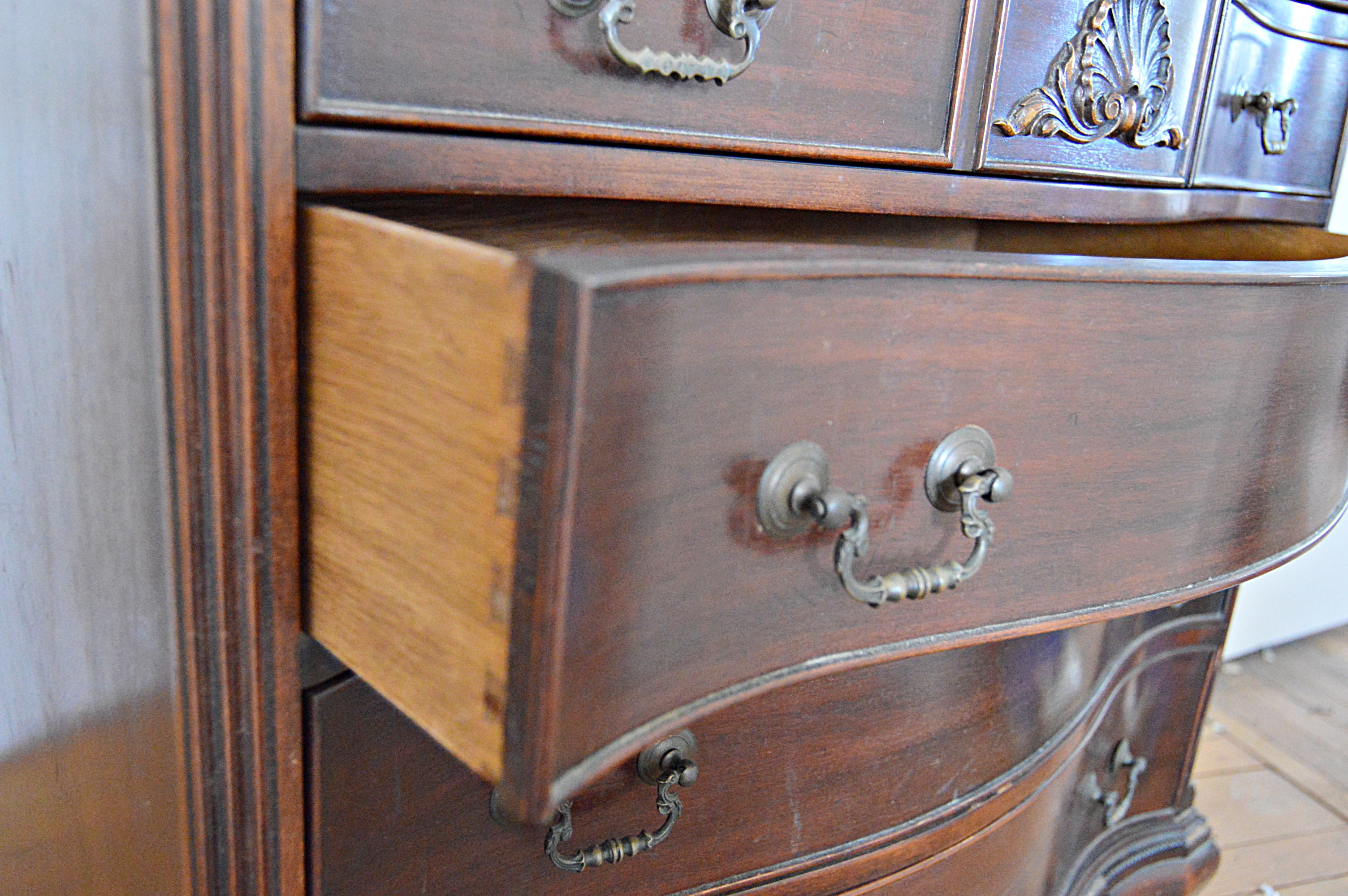 Vintage Queen Anne Style Mahogany Chest
