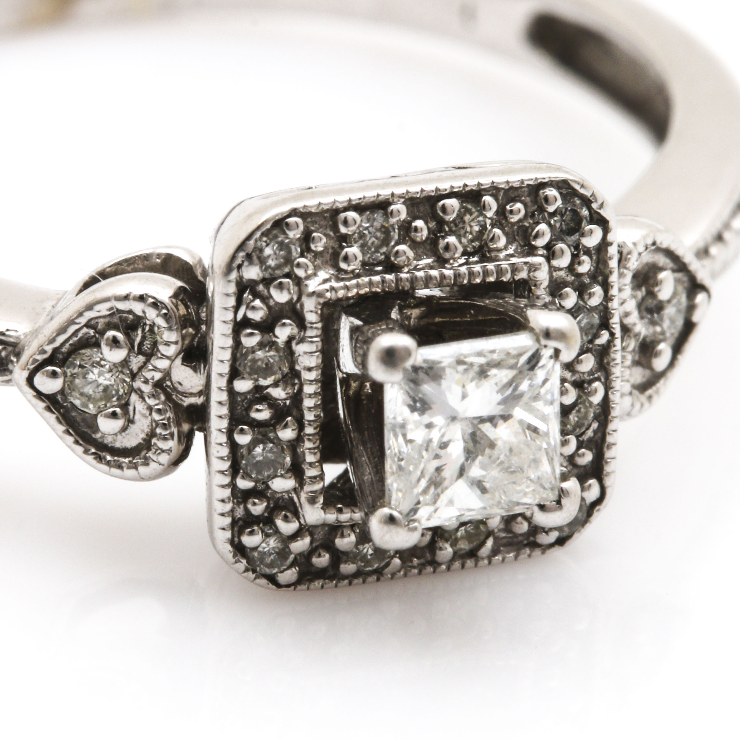 14K White Gold Diamond Ring