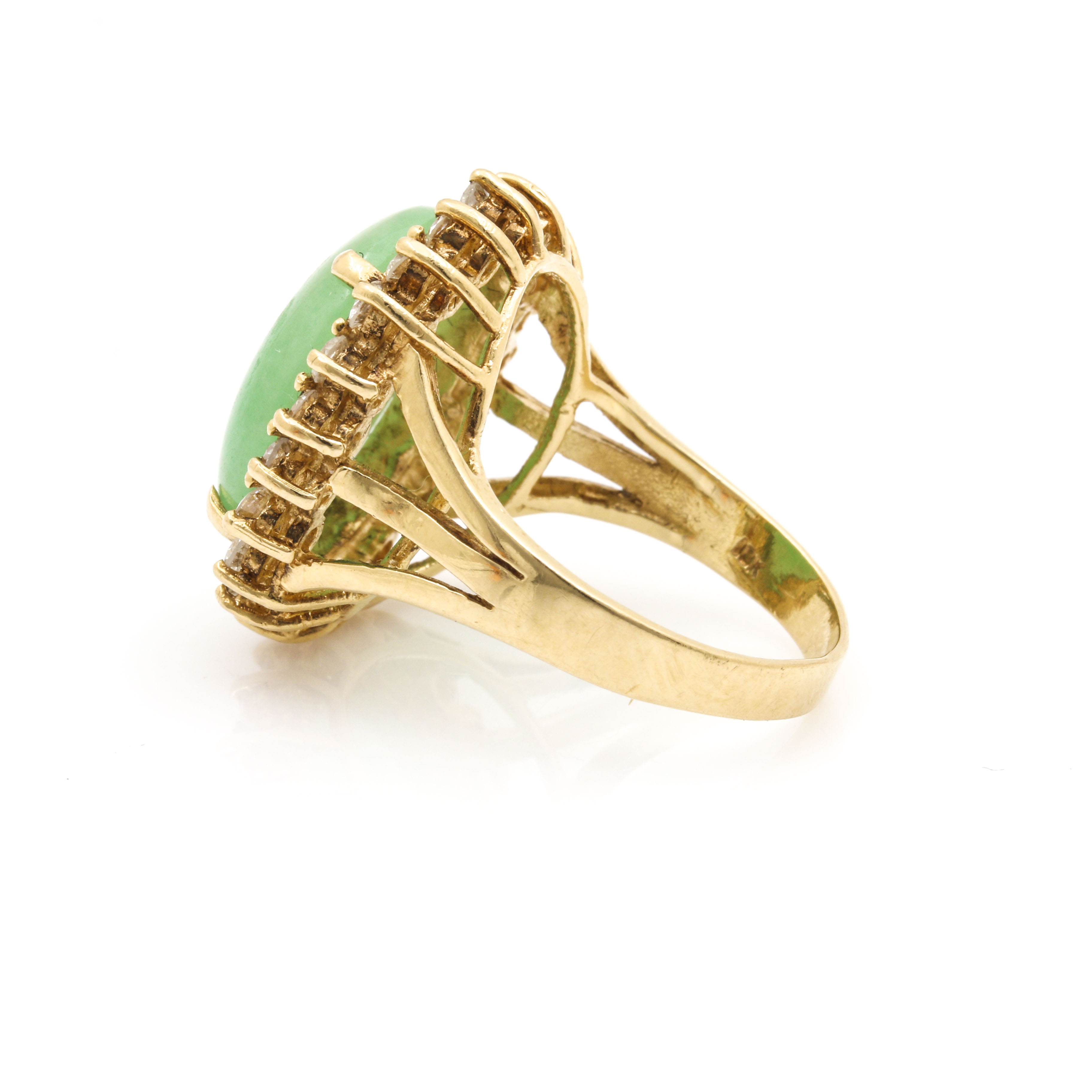 18K Yellow Gold Jadeite and Diamond Ring