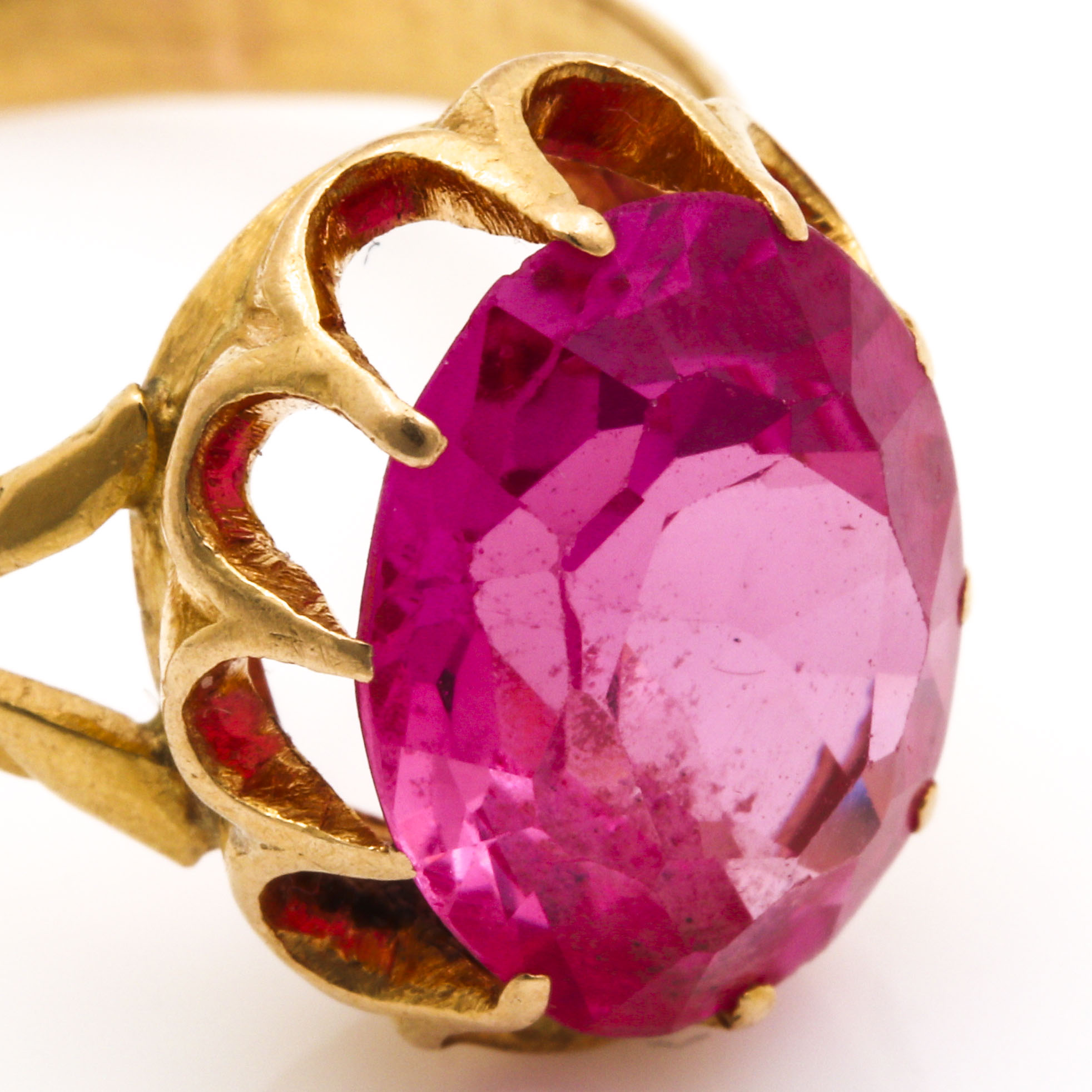 14K Yellow Gold Pink Ruby Ring