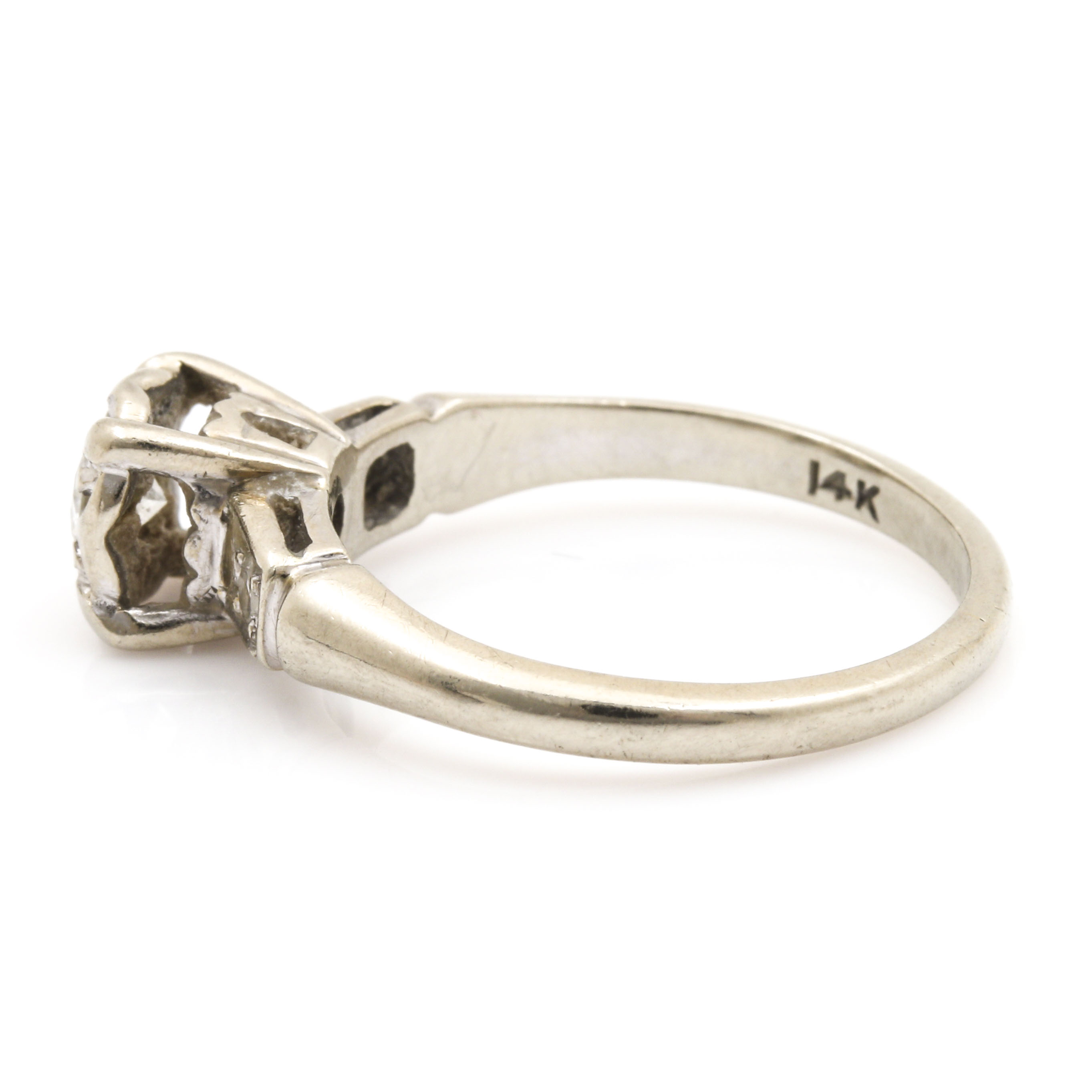 14K White Gold Diamond Ring
