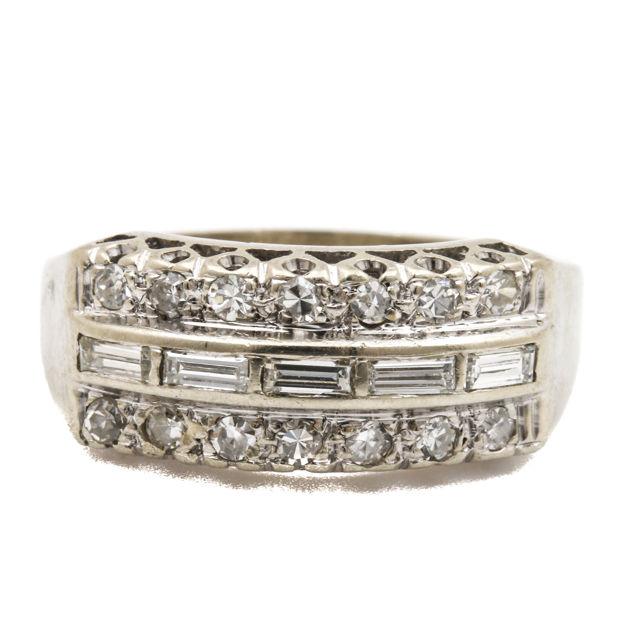 14K White Gold Diamond Ring
