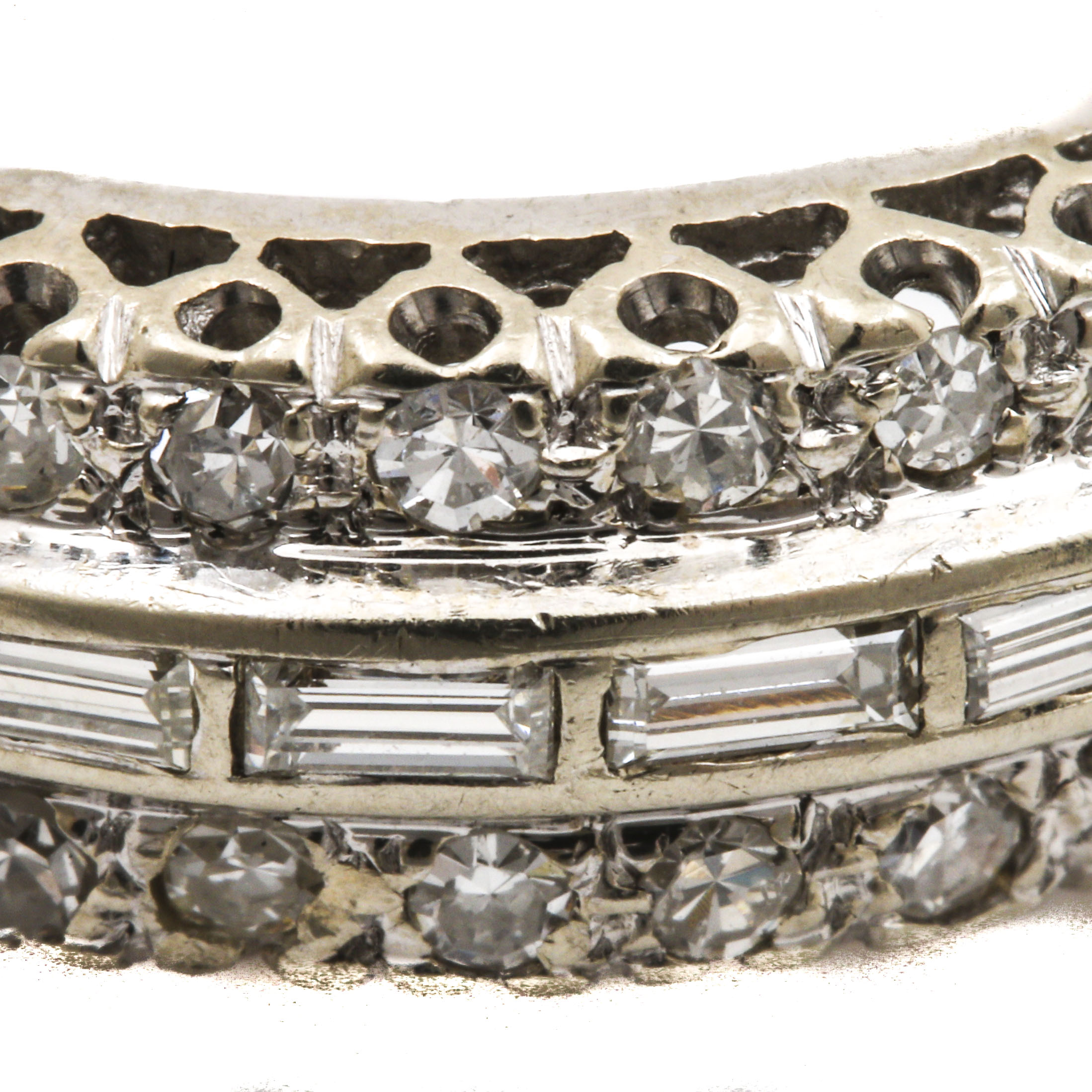 14K White Gold Diamond Ring