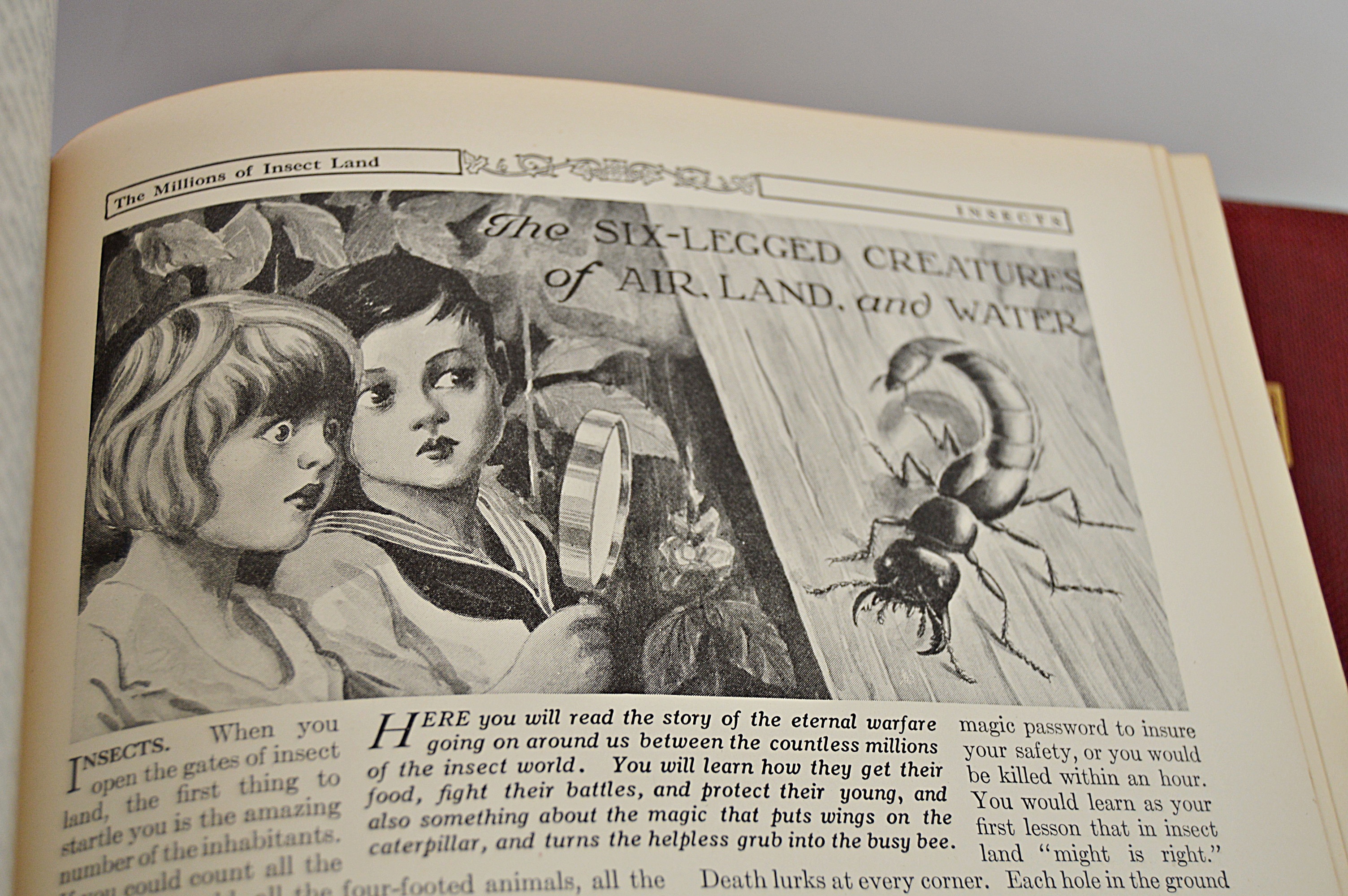 Set of 1922 Compton's Pictured Encyclopedias