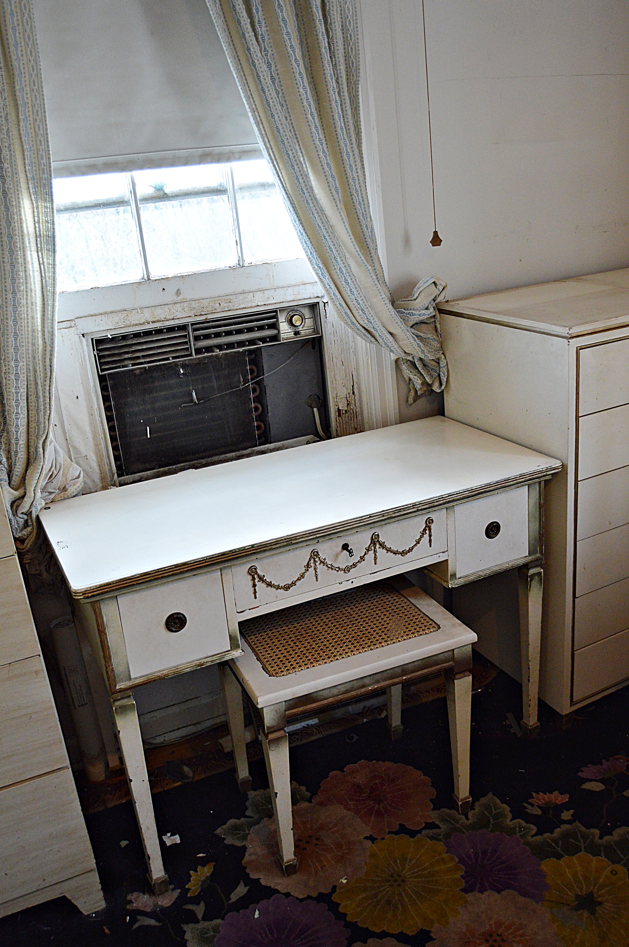 Vintage Painted French Provincial Furniture Group