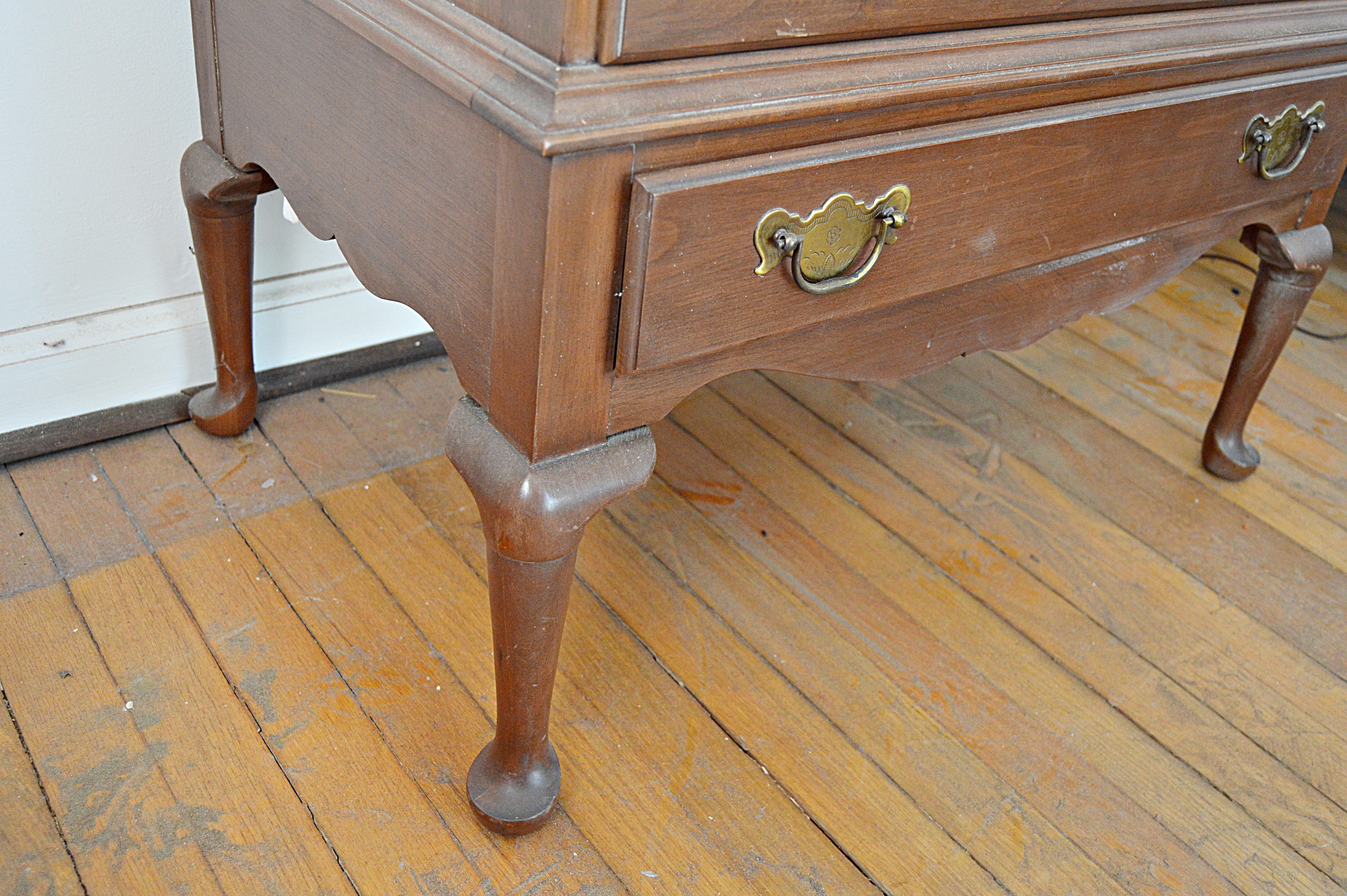 Vintage Queen Anne Secretariat