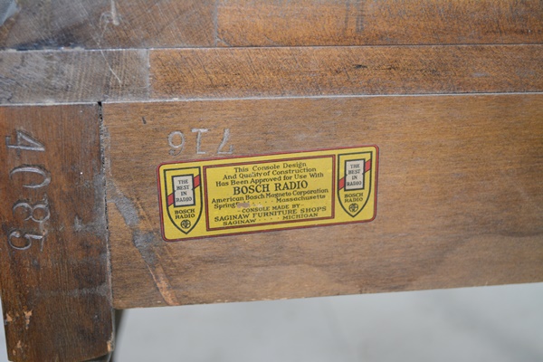 1929 American Bosch Console Radio With Saginaw Furniture Cabinet