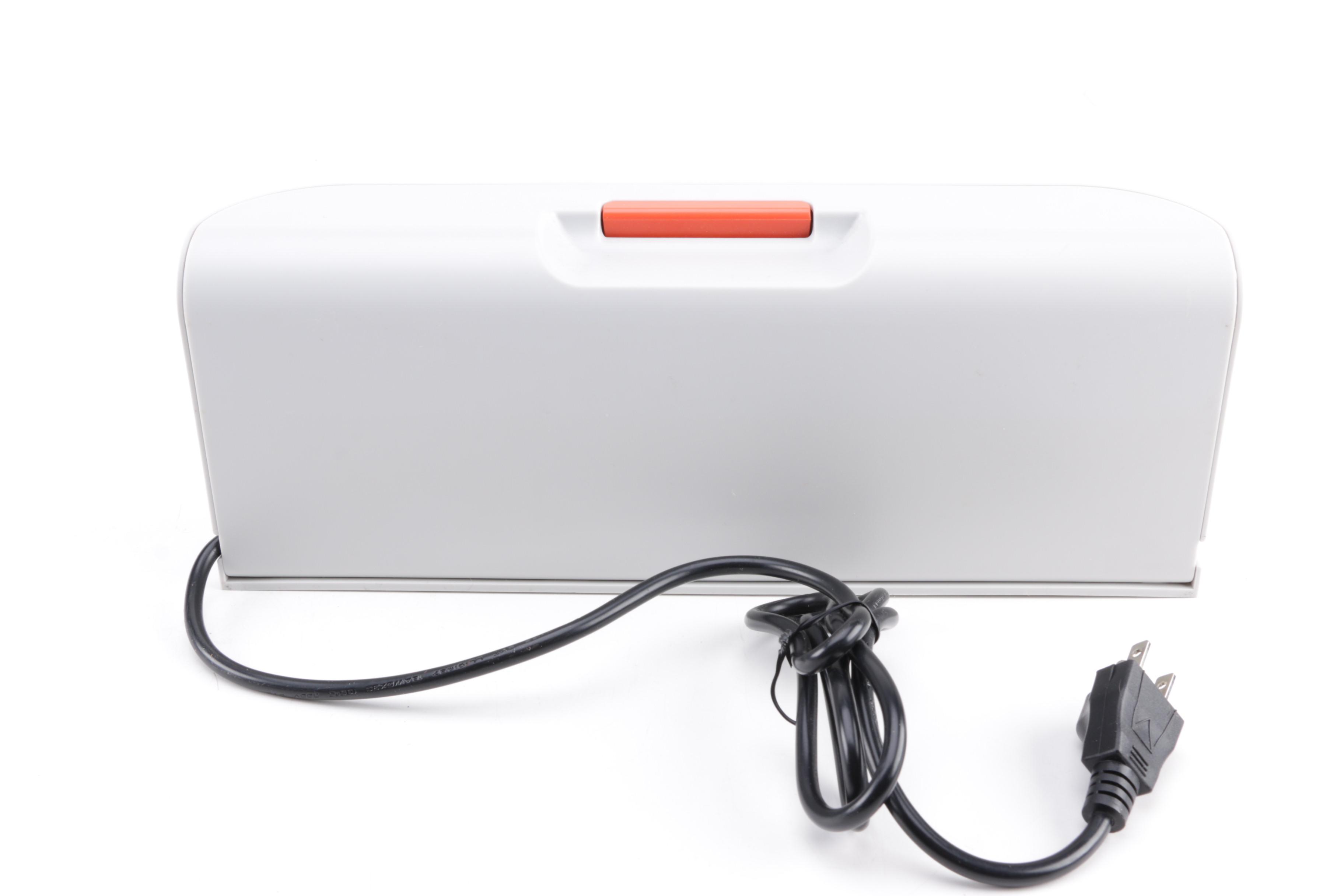 NeatoXV-21 Pet Vacumn