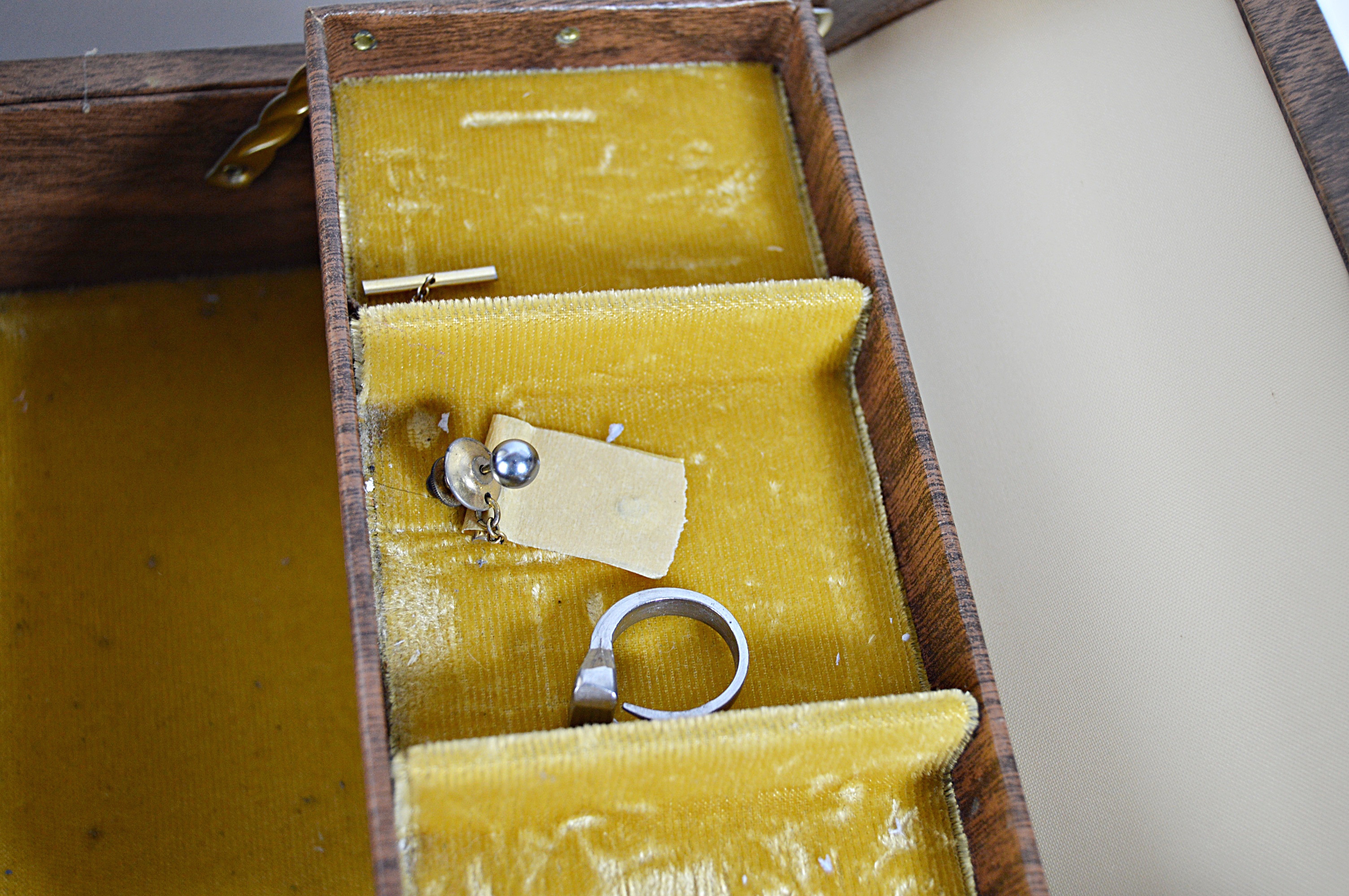 Vinyl Jewelry Box with Advertising, Aviation Pieces