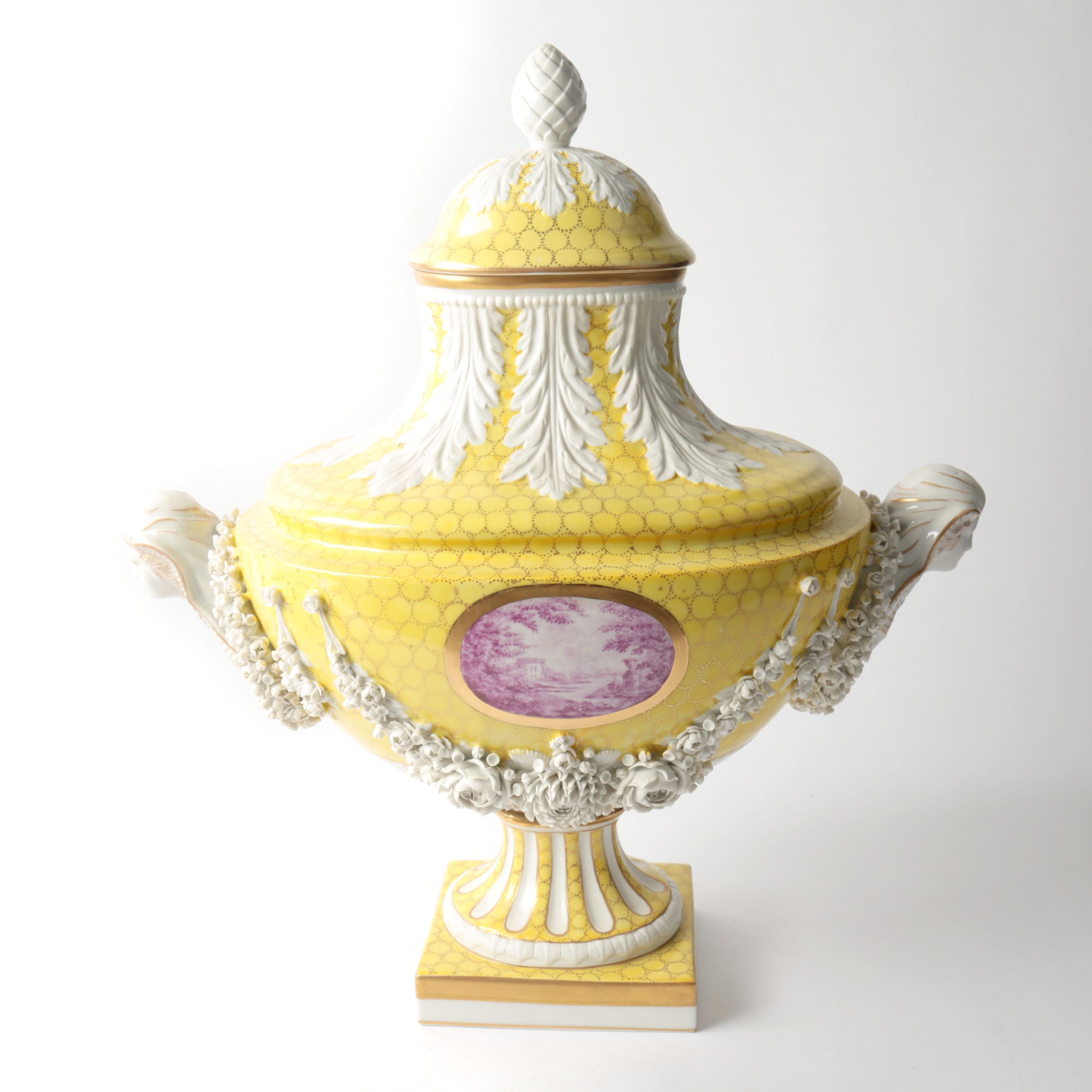 Carl Thieme Saxonian Porcelain Factory Urn Garniture