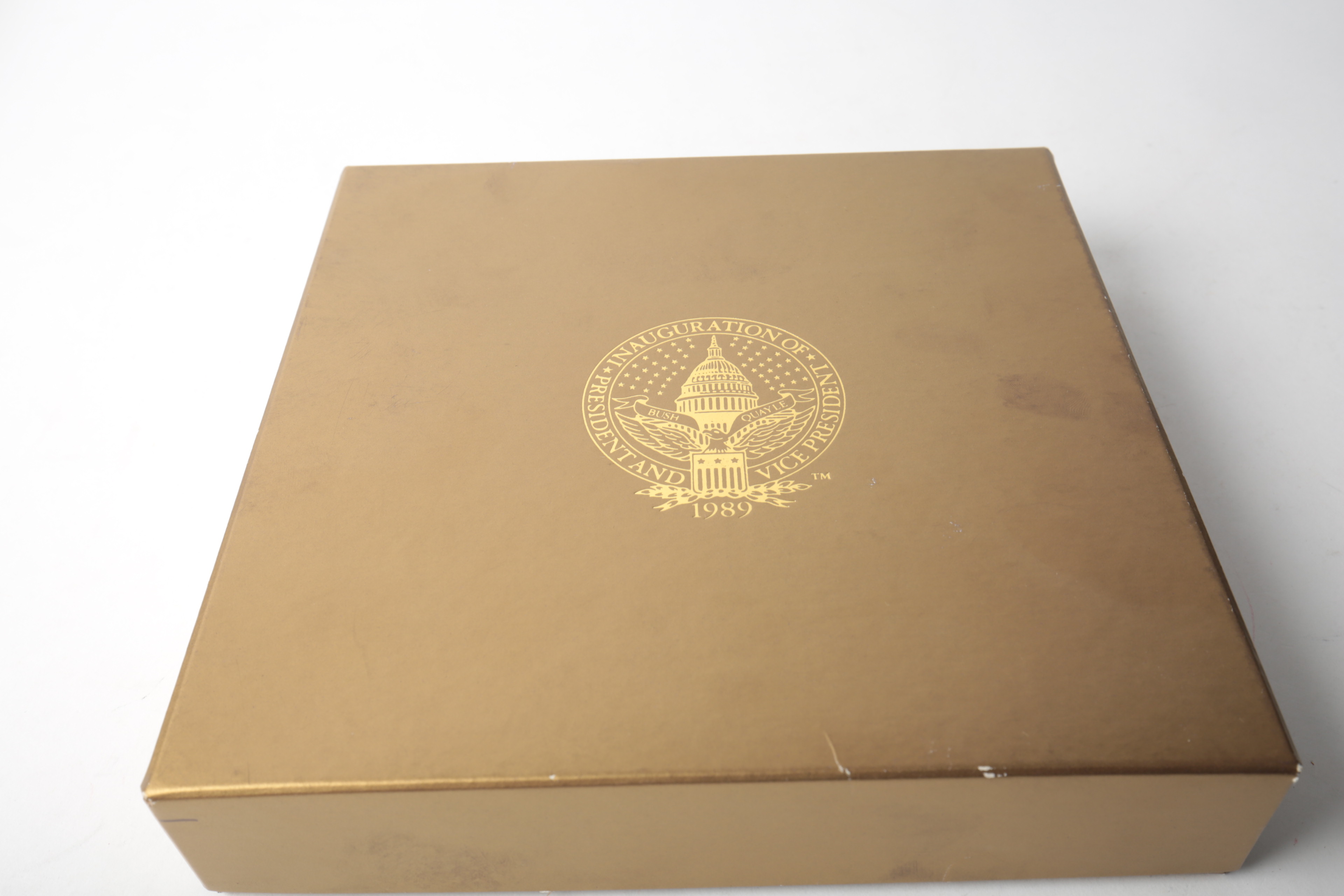 Bush and Quayle Commemorative Inaugural Plate