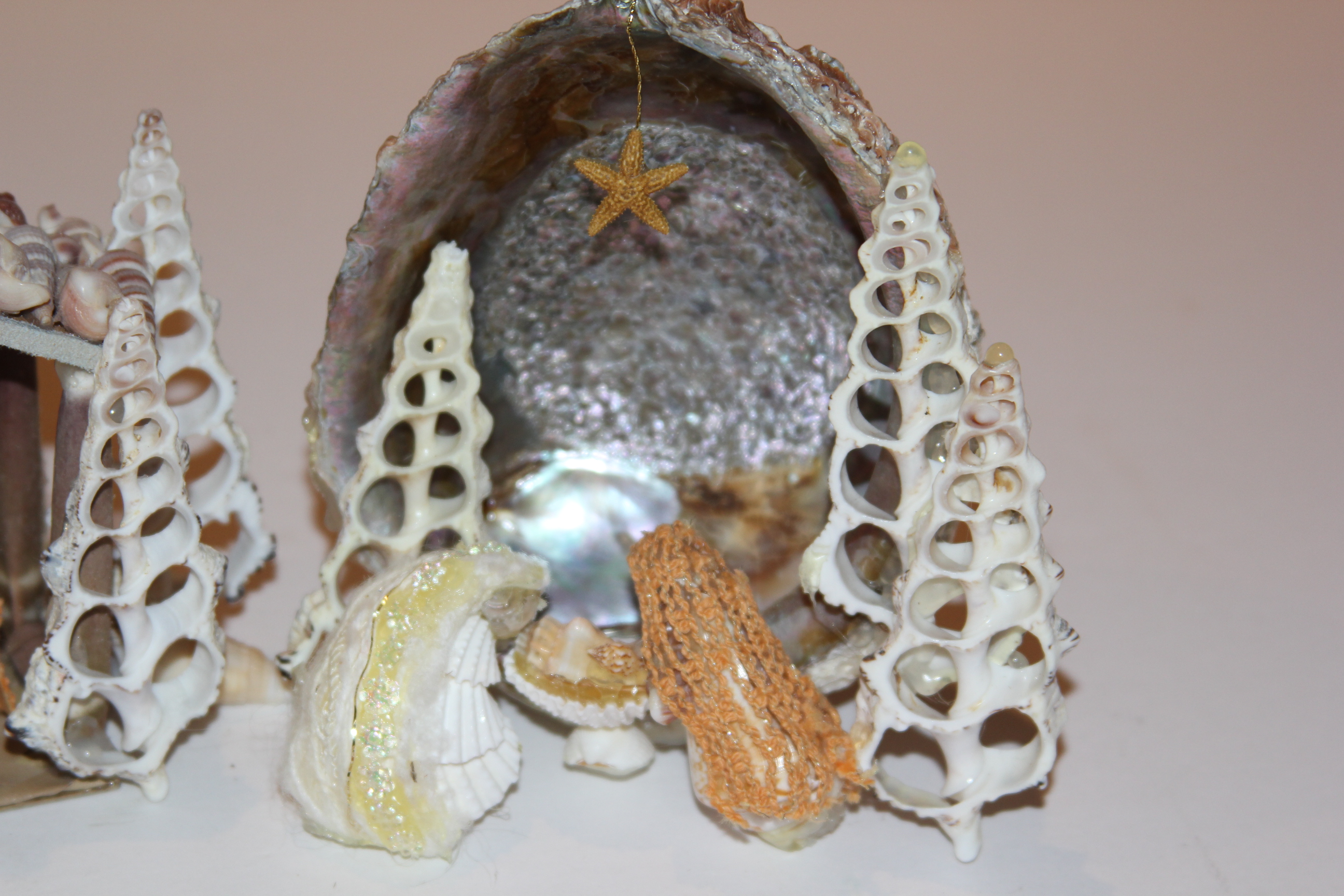 Vintage Seashell Nativity Scenes