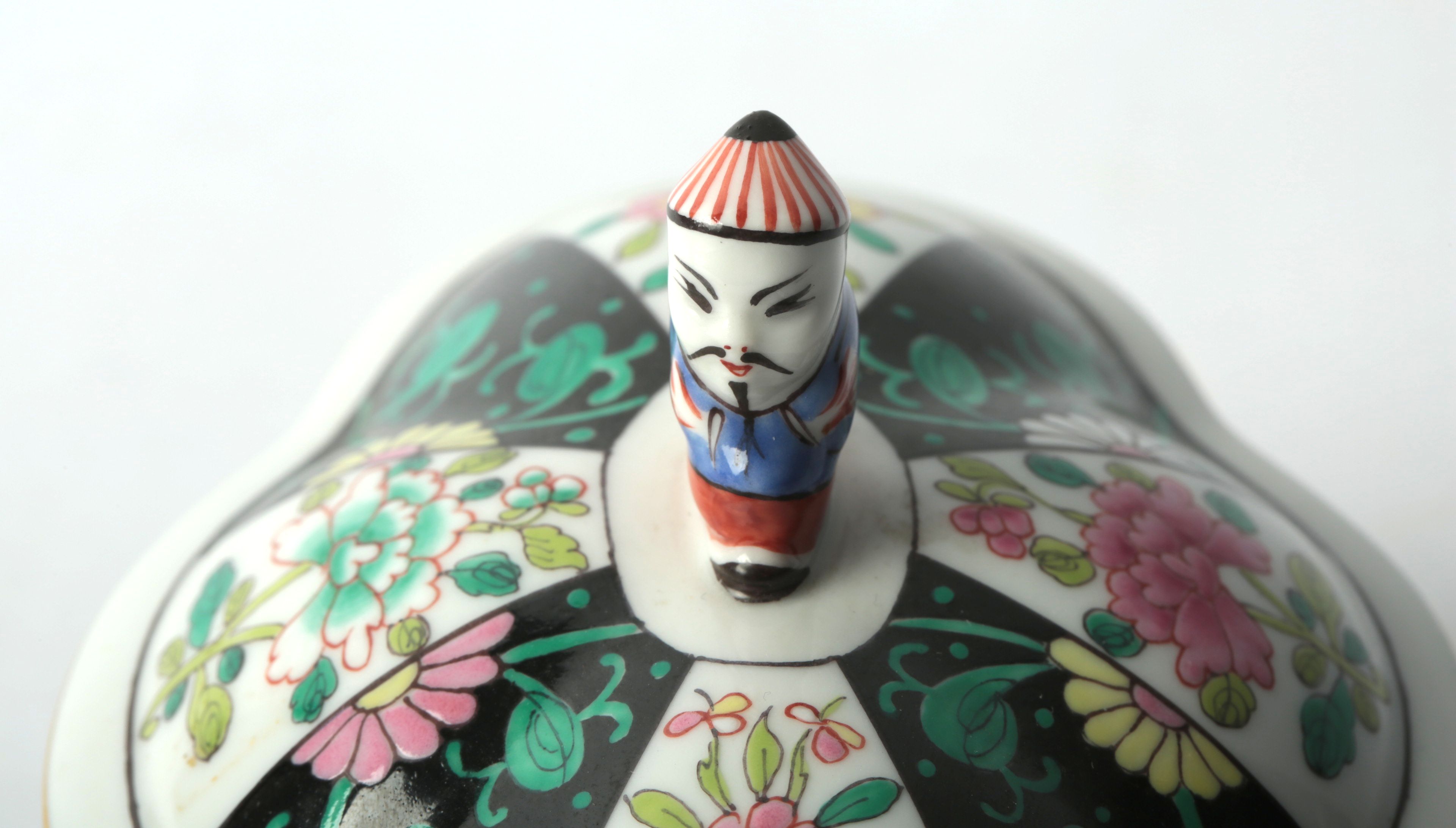 Herend "Black Dynasty" Porcelain Trinket Box