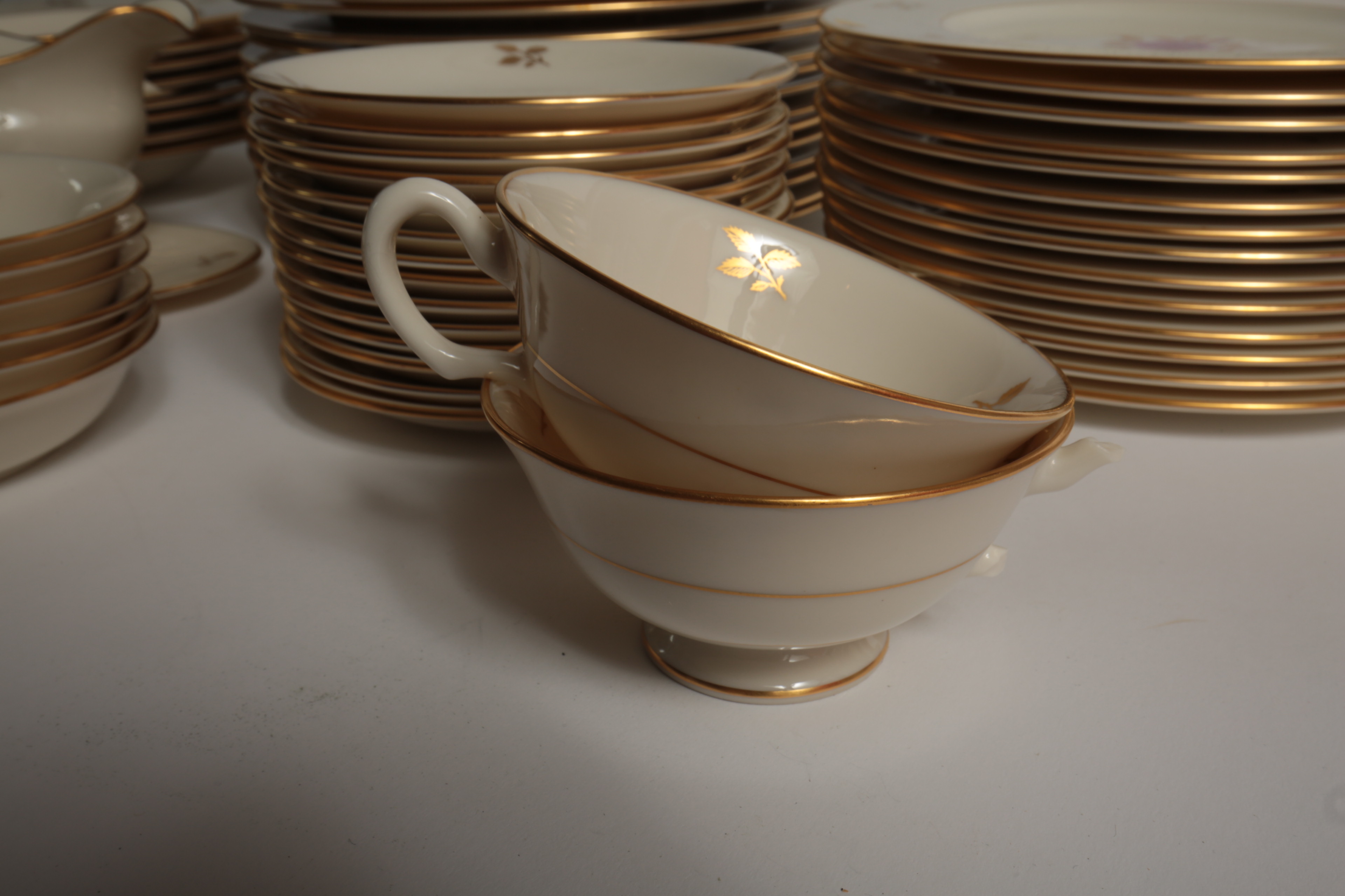 Lenox "Rhodora" China Set