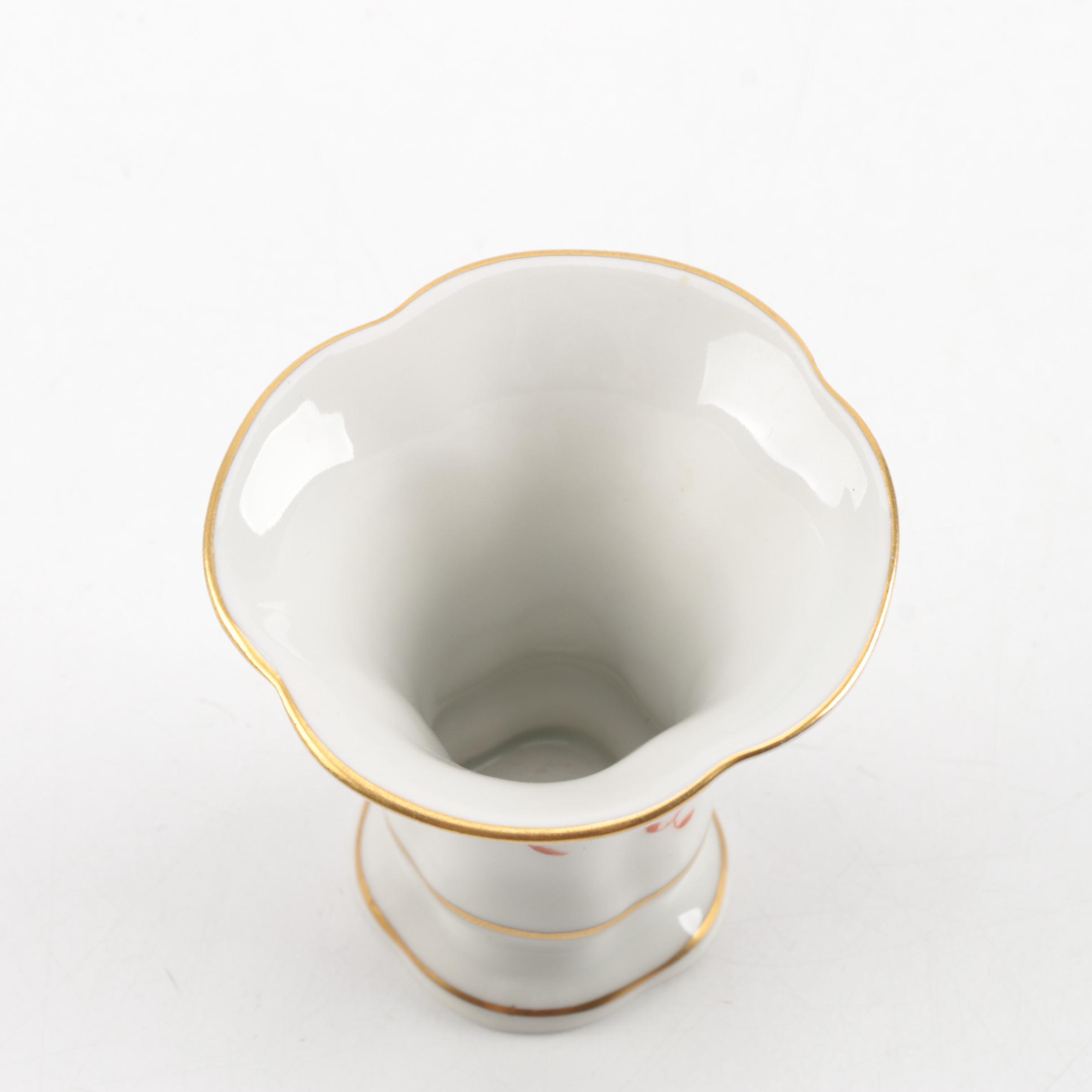 Hungarian Herend "Chinese Bouquet Rust" Porcelain Vase