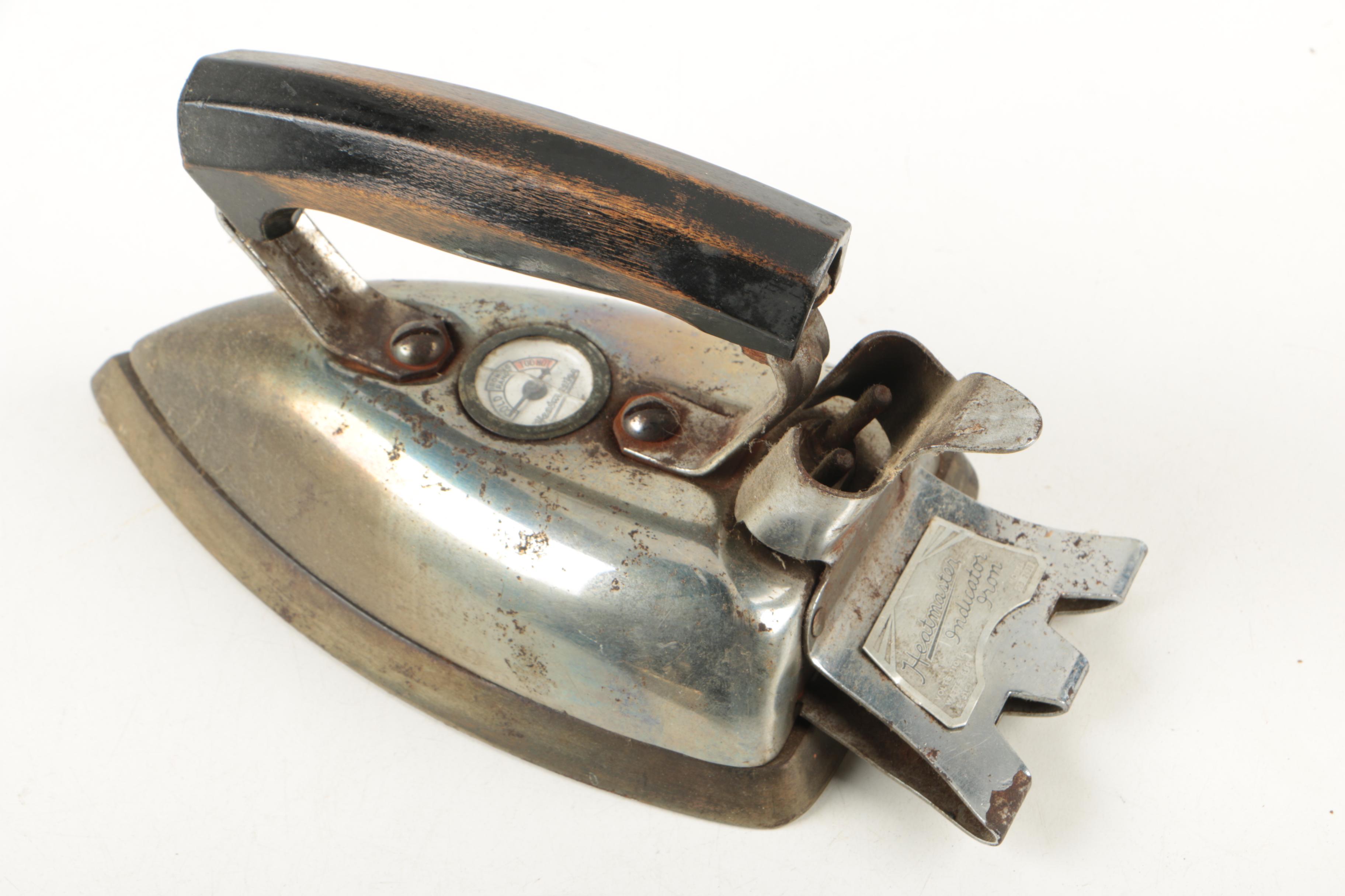 Antique and Vintage Toasters and Irons