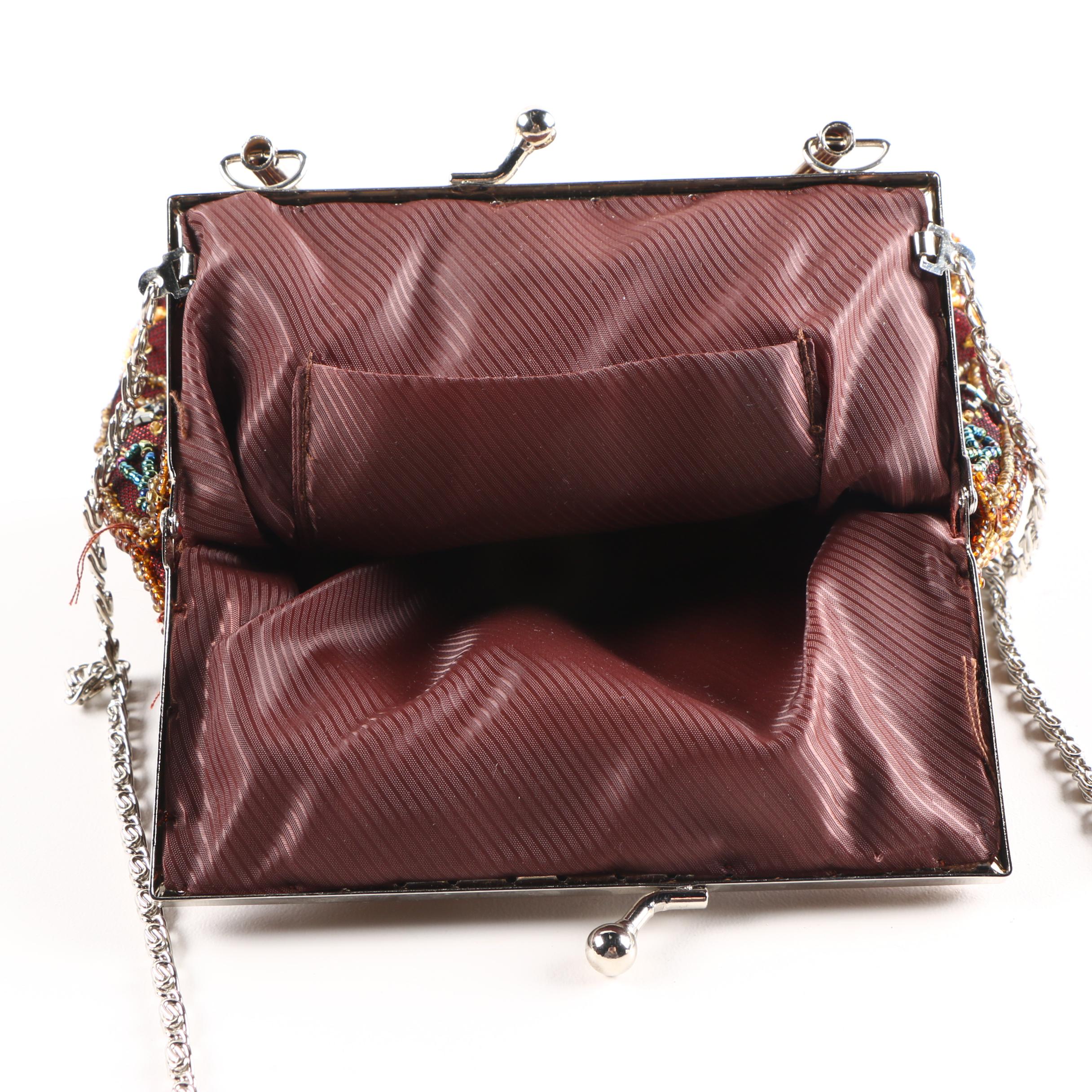 PRIORITY-Beaded Frame Purse