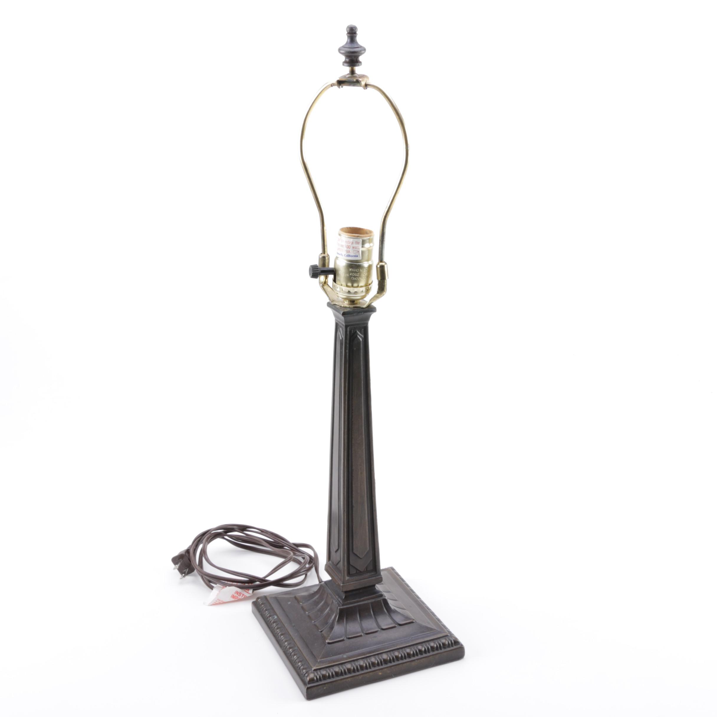 Tiffany-style Desk Lamp