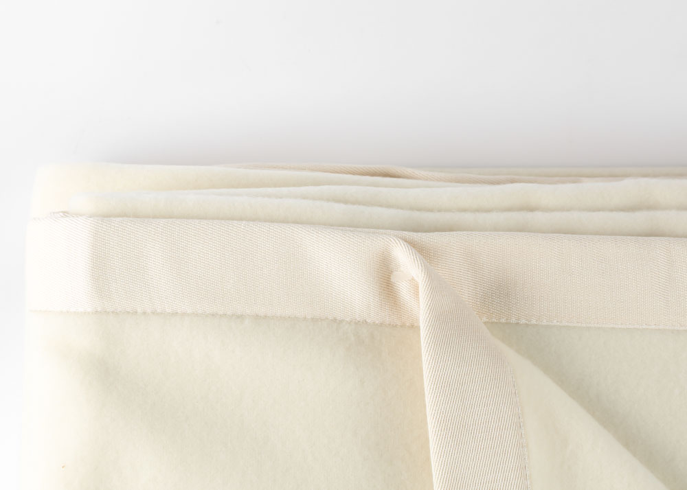 King-Size Cashmere Blanket from the Ponte Vecchio Collection