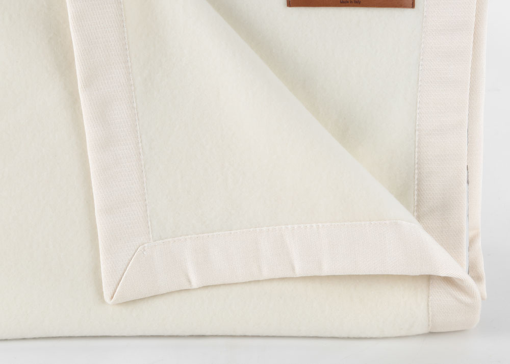 King-Size Cashmere Blanket from the Ponte Vecchio Collection