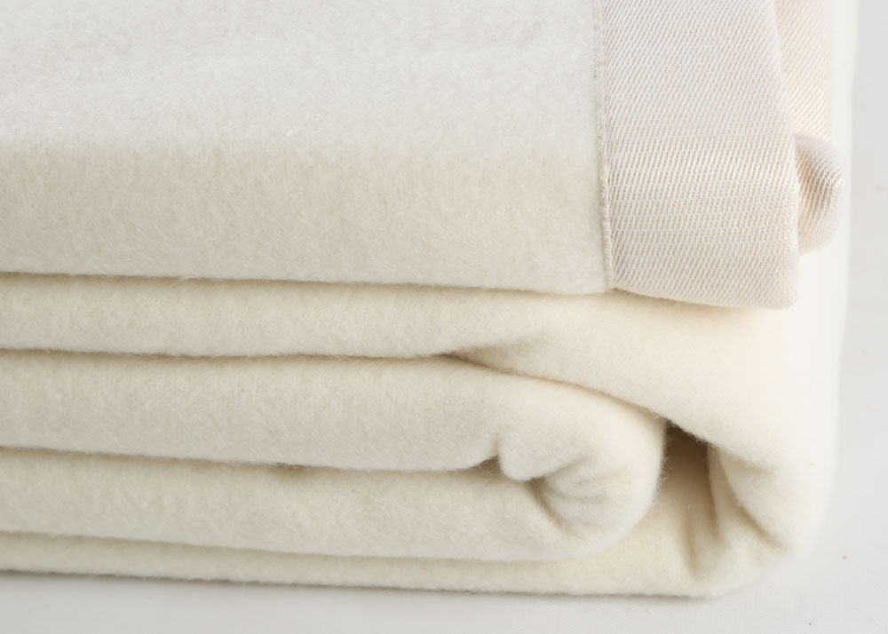 King-Size Cashmere Blanket from the Ponte Vecchio Collection