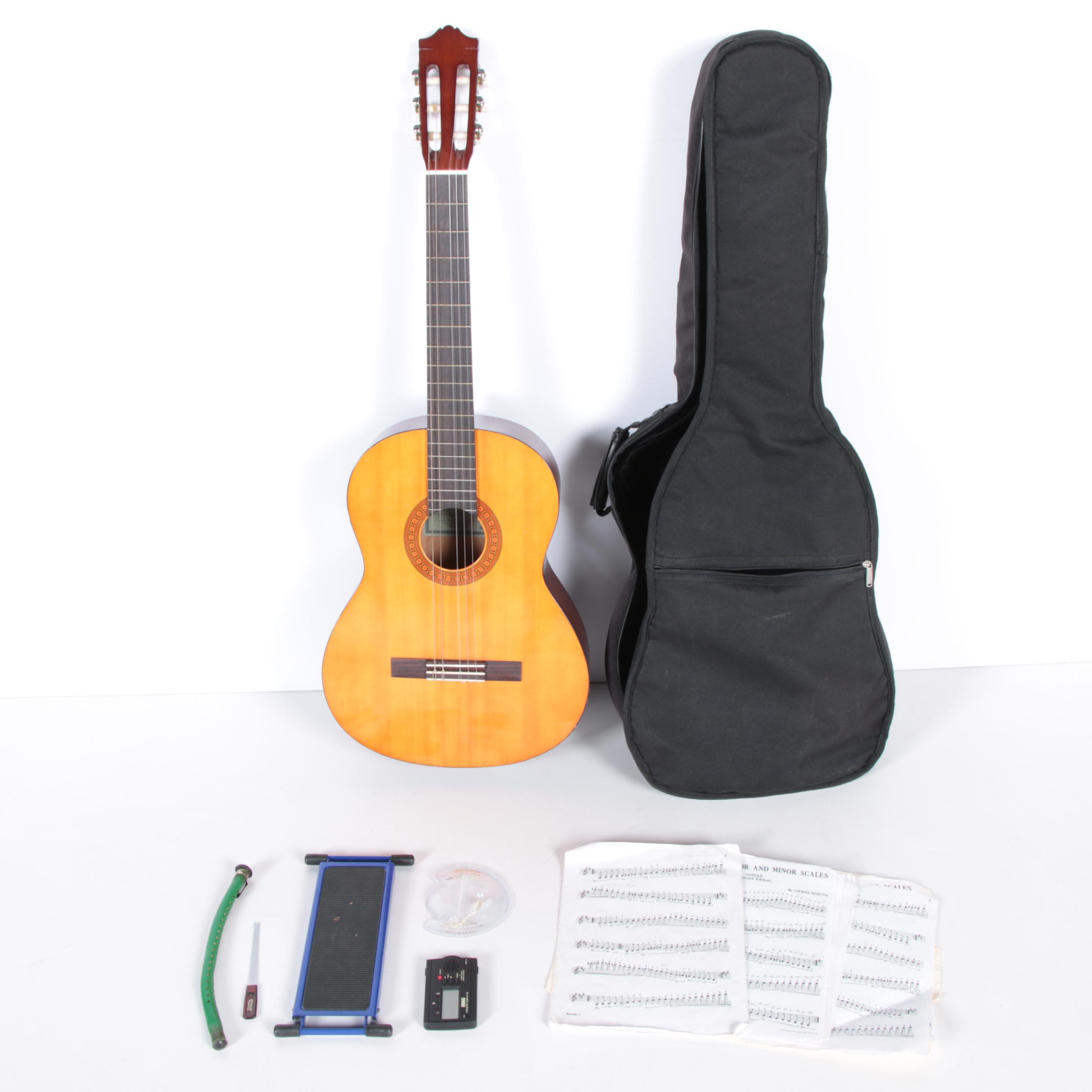 Yamaha C-40 Classical Style Acoustic Guitar, Case and Accessories