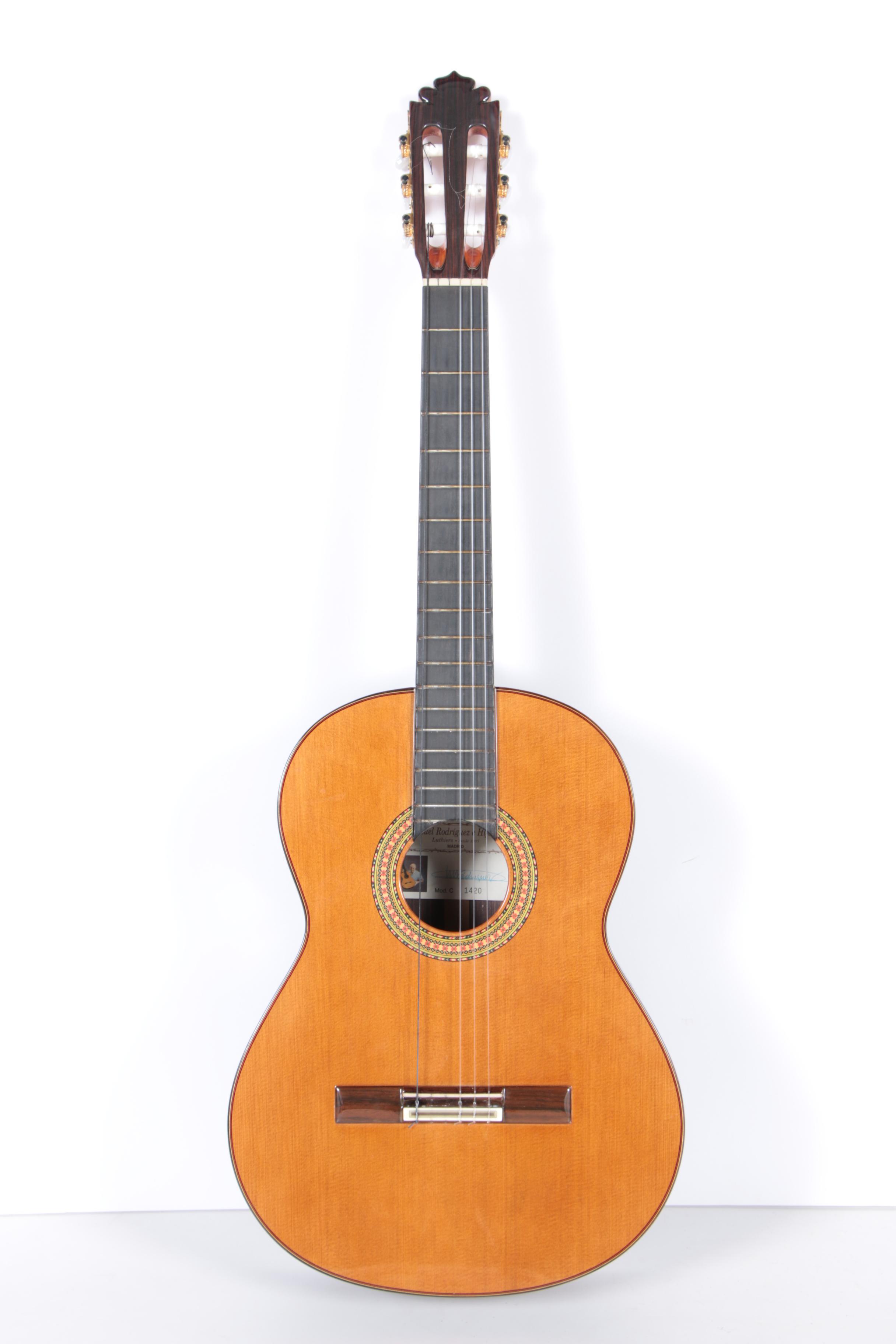 Manuel Rodriguez e Hijos Model C Classical Style Acoustic Guitar and Case