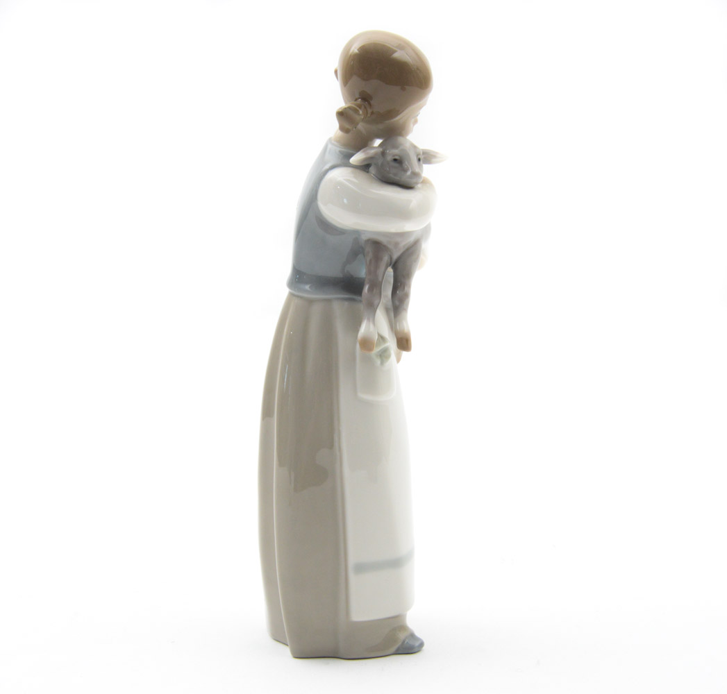 Lladró "Girl With Lamb" Porcelain Figurine