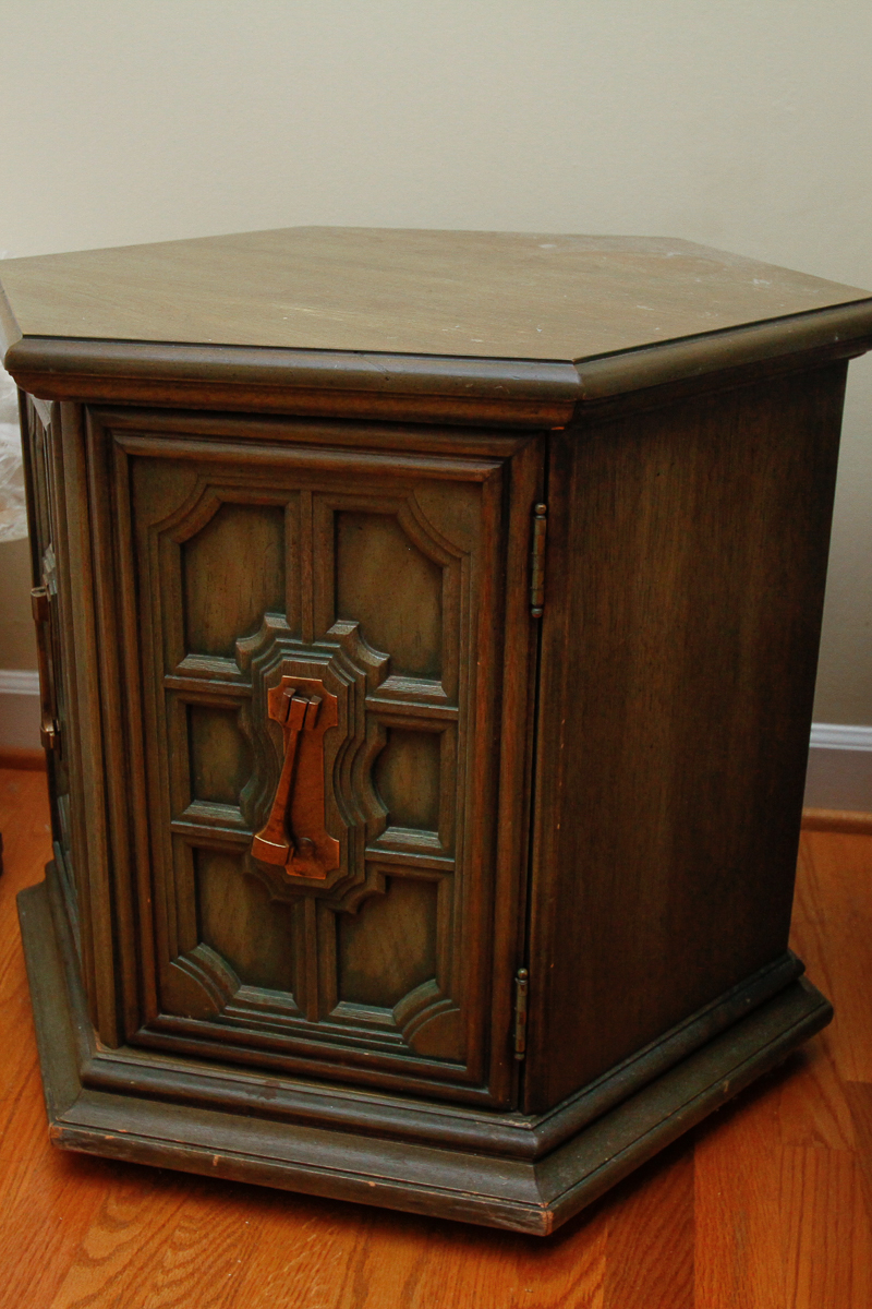 Vintage Mid-Century End Table