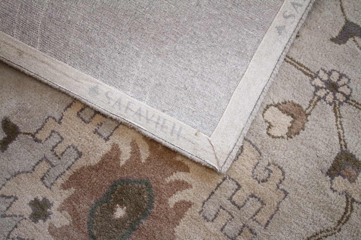 Hand-Tufted  Safavieh Heritage Area Rug