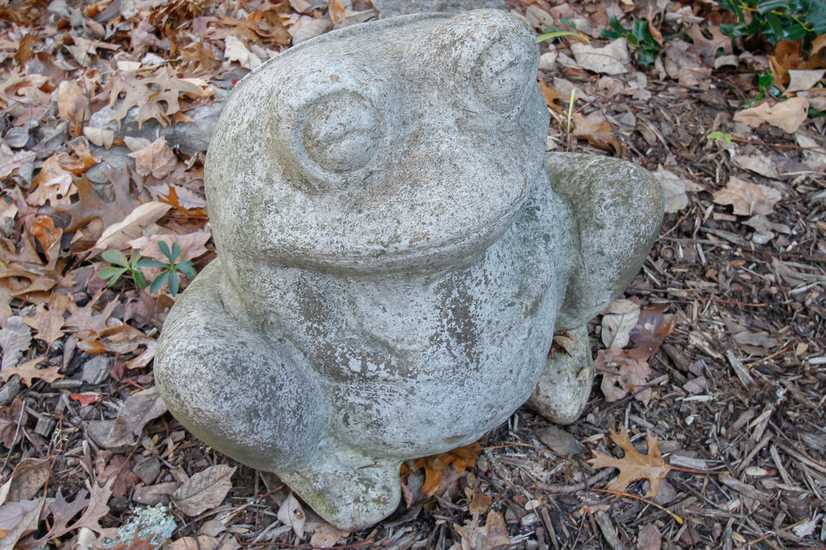 Garden Cement Frog Planter