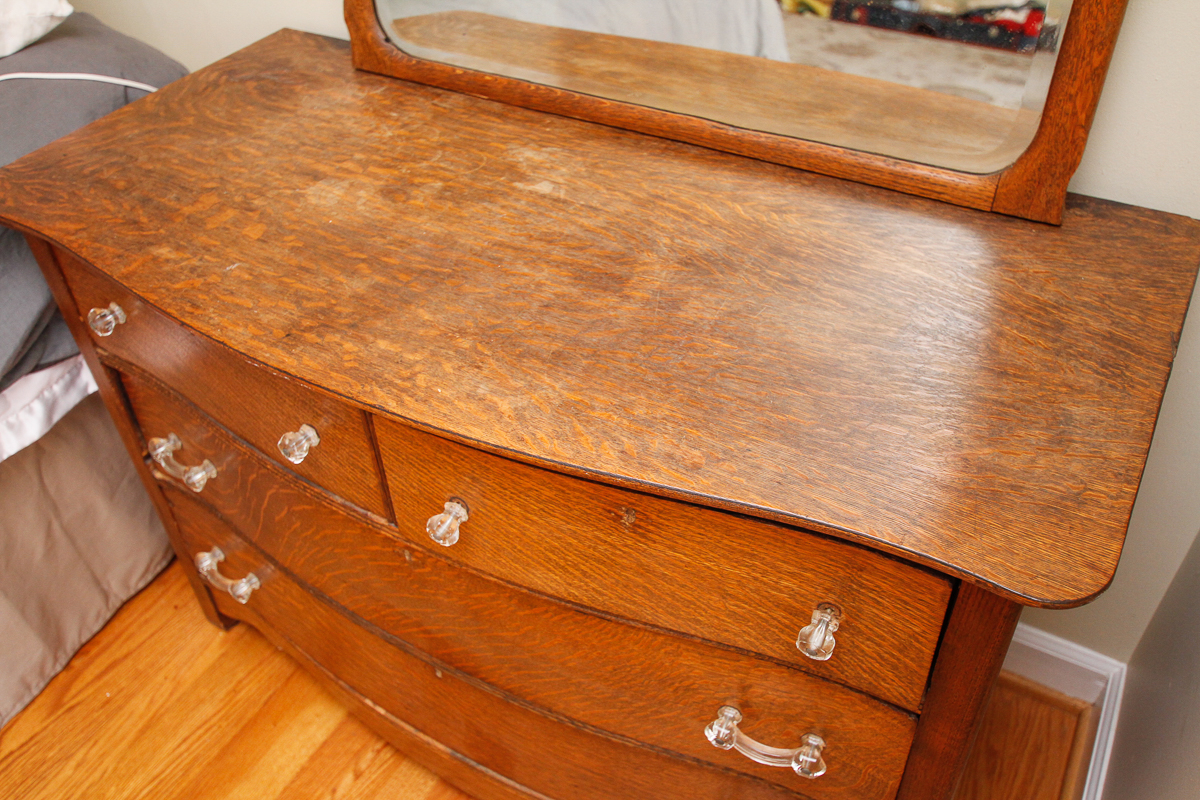 Antique Victorian Oak Bow Front Chest of Drawers with Mirror