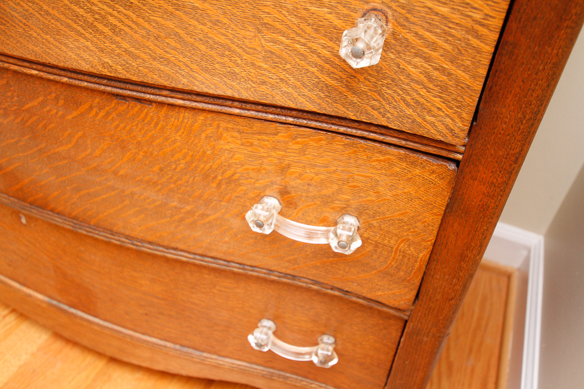 Antique Victorian Oak Bow Front Chest of Drawers with Mirror